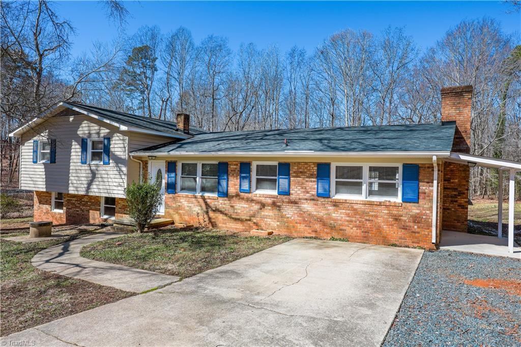 Oakwood Acres Rd, Asheboro, NC 27205