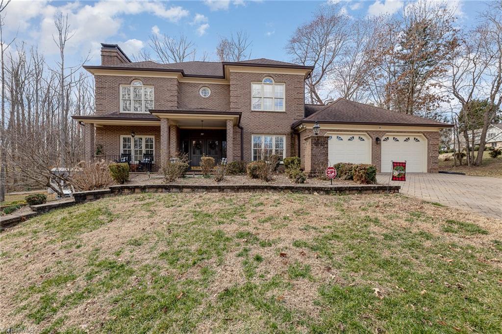 Roxbury Ln, Kernersville, NC 27284
