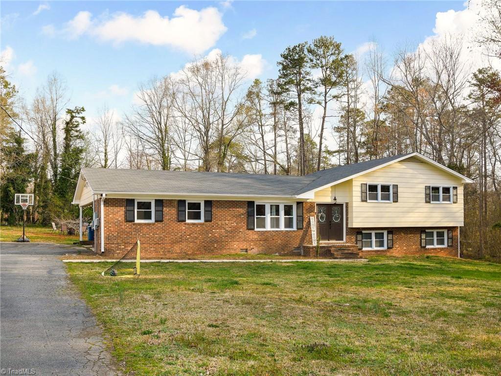 Checker Rd, High Point, NC 27263
