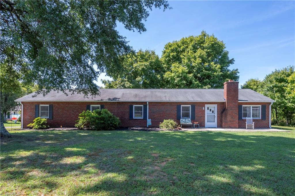 Farmington Rd, Mocksville, NC 27028