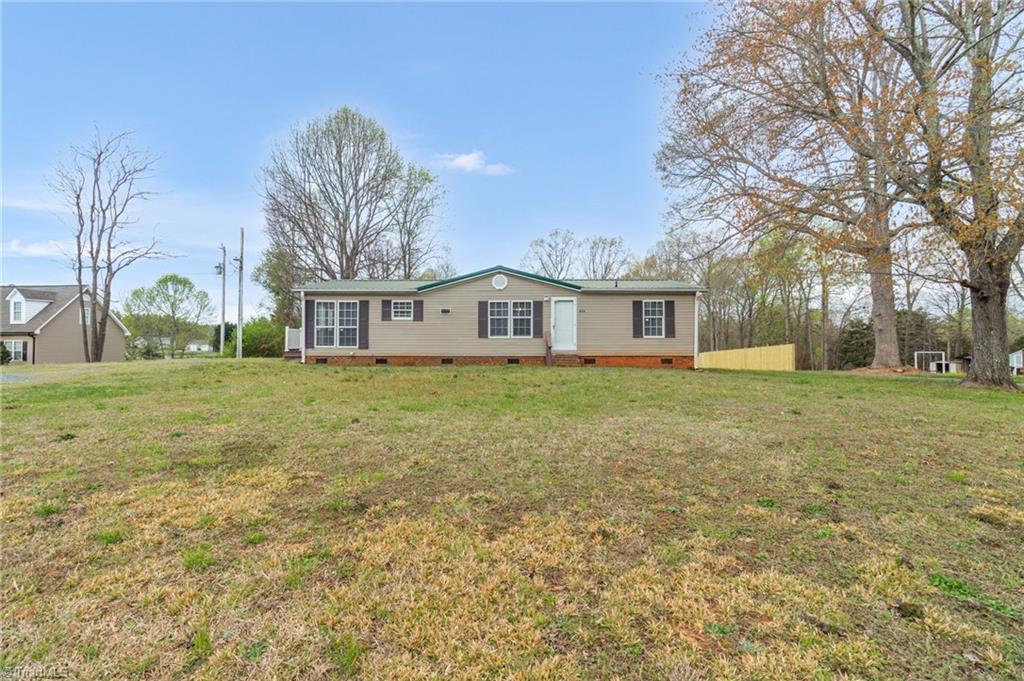 Back Creek Church Rd, Asheboro, NC 27205