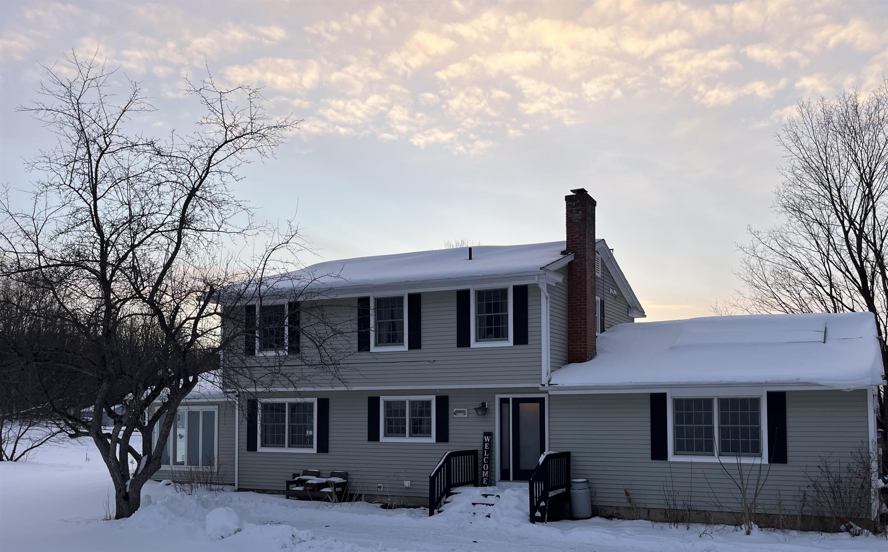 Sunset Ter, Derby Line, VT 05830