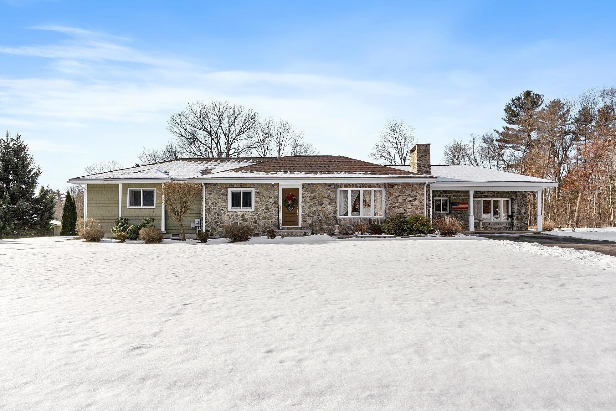 Spaulding Hill Rd, Pelham, NH 03076