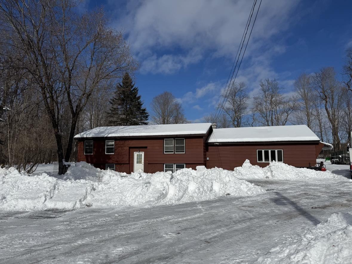 E Main St, Poultney, VT 05764