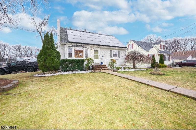 Ruddy Pl, Clark, NJ 07066