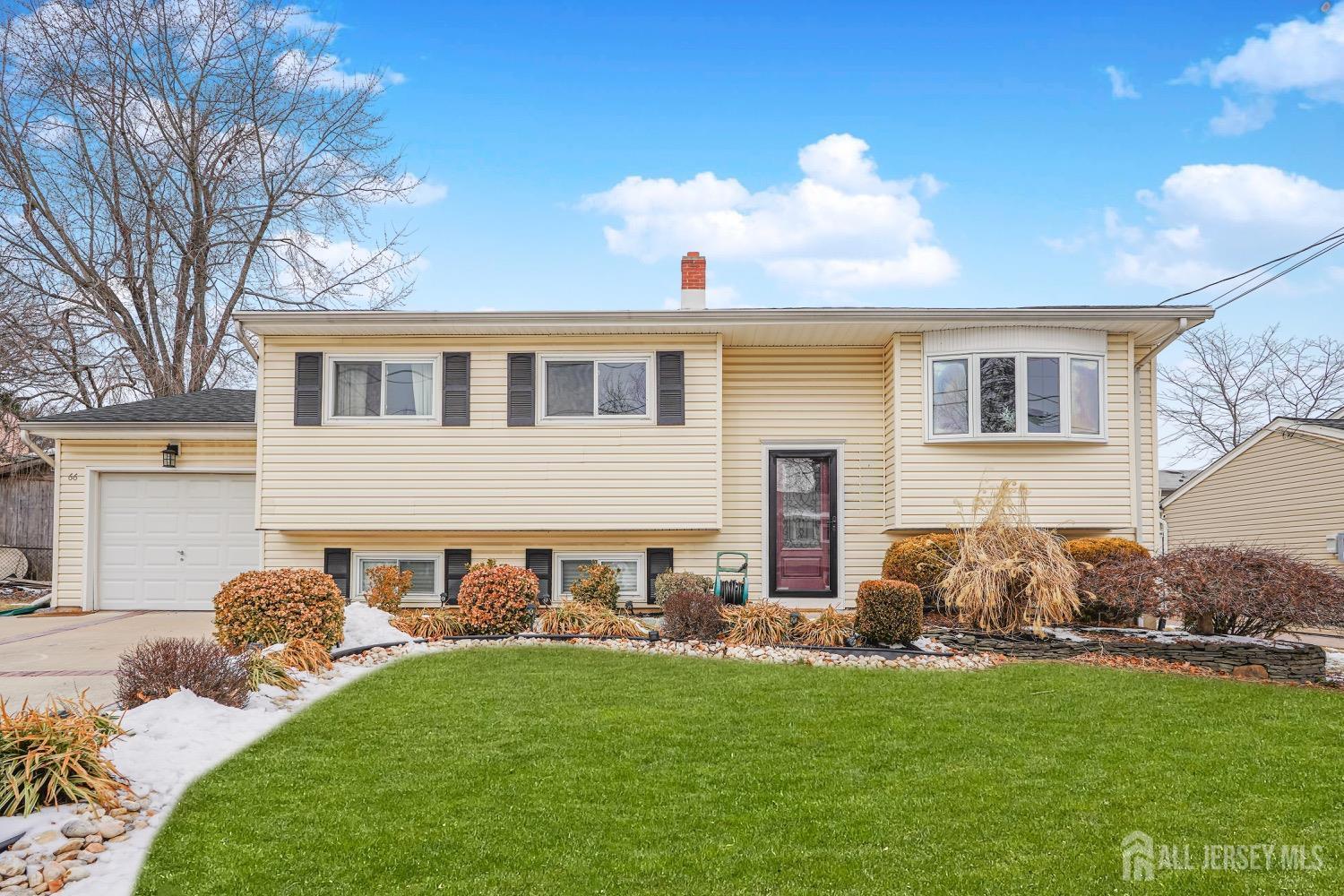 Mercer St, South River, NJ 08882