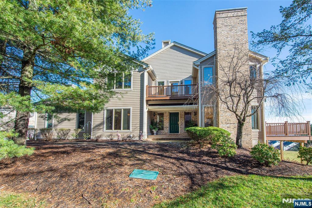 Wedgewood Dr, Montville, NJ 07045