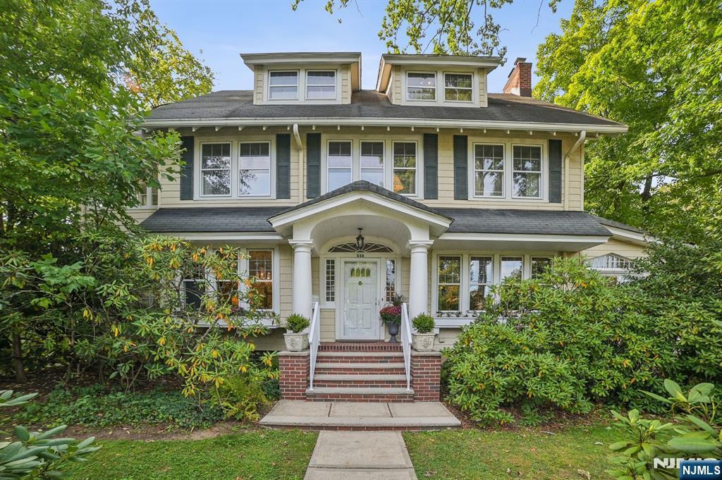 Park St, Montclair, NJ 07043