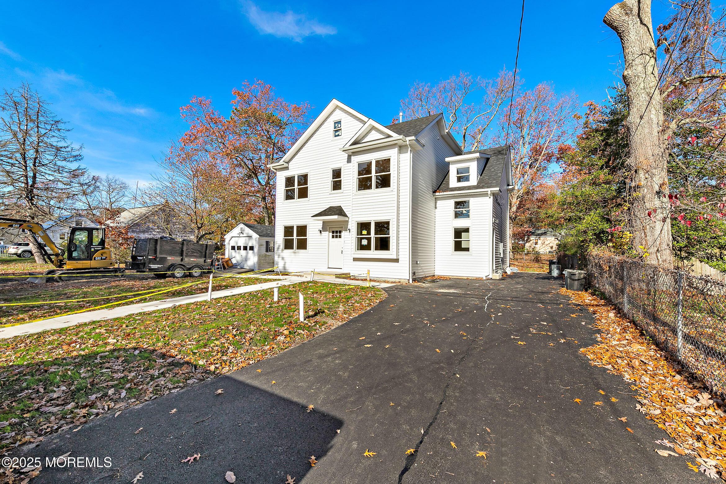 Middle Ln, Howell, NJ 07731