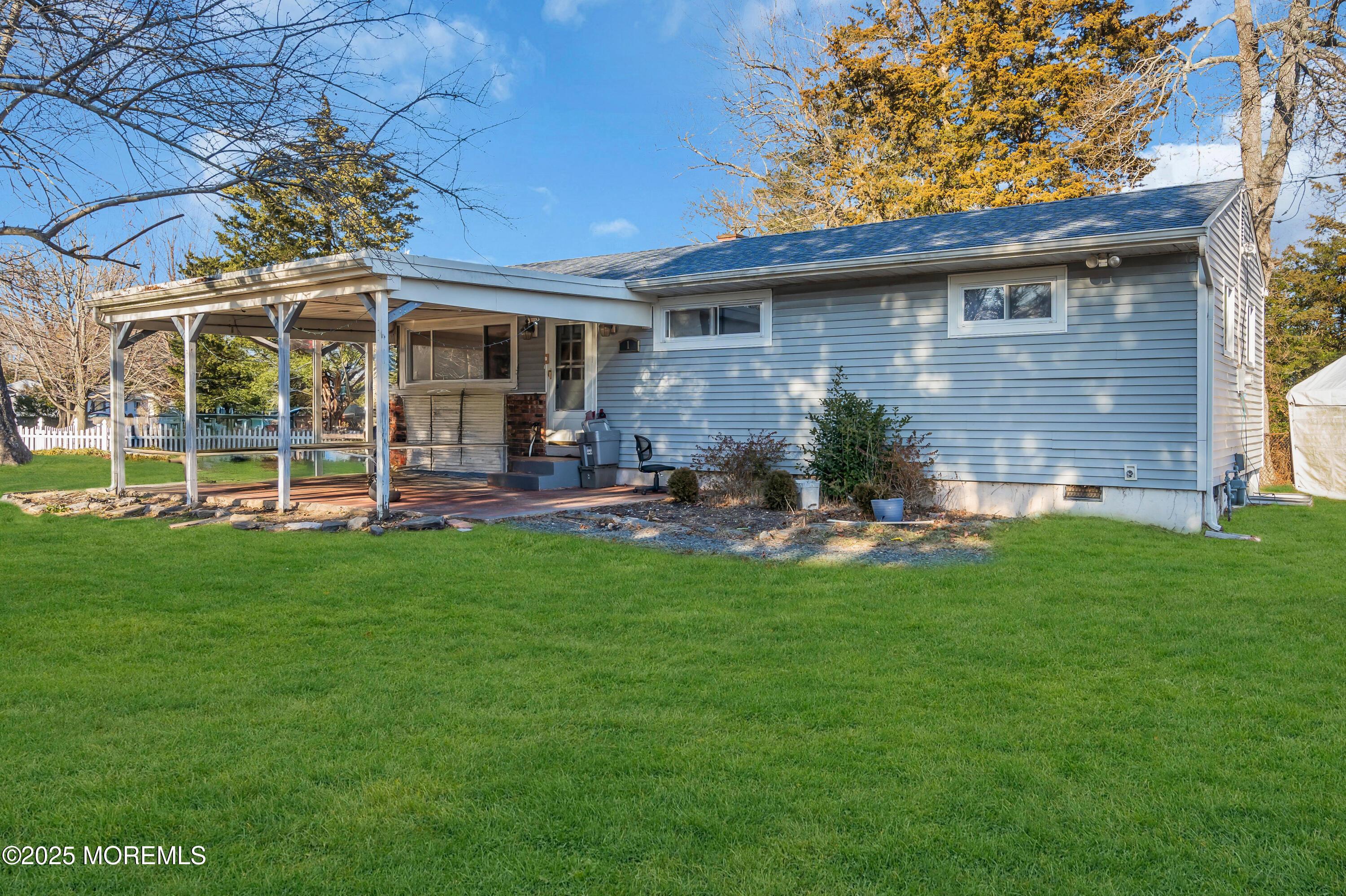Joy Pl, Bayville, NJ 08721