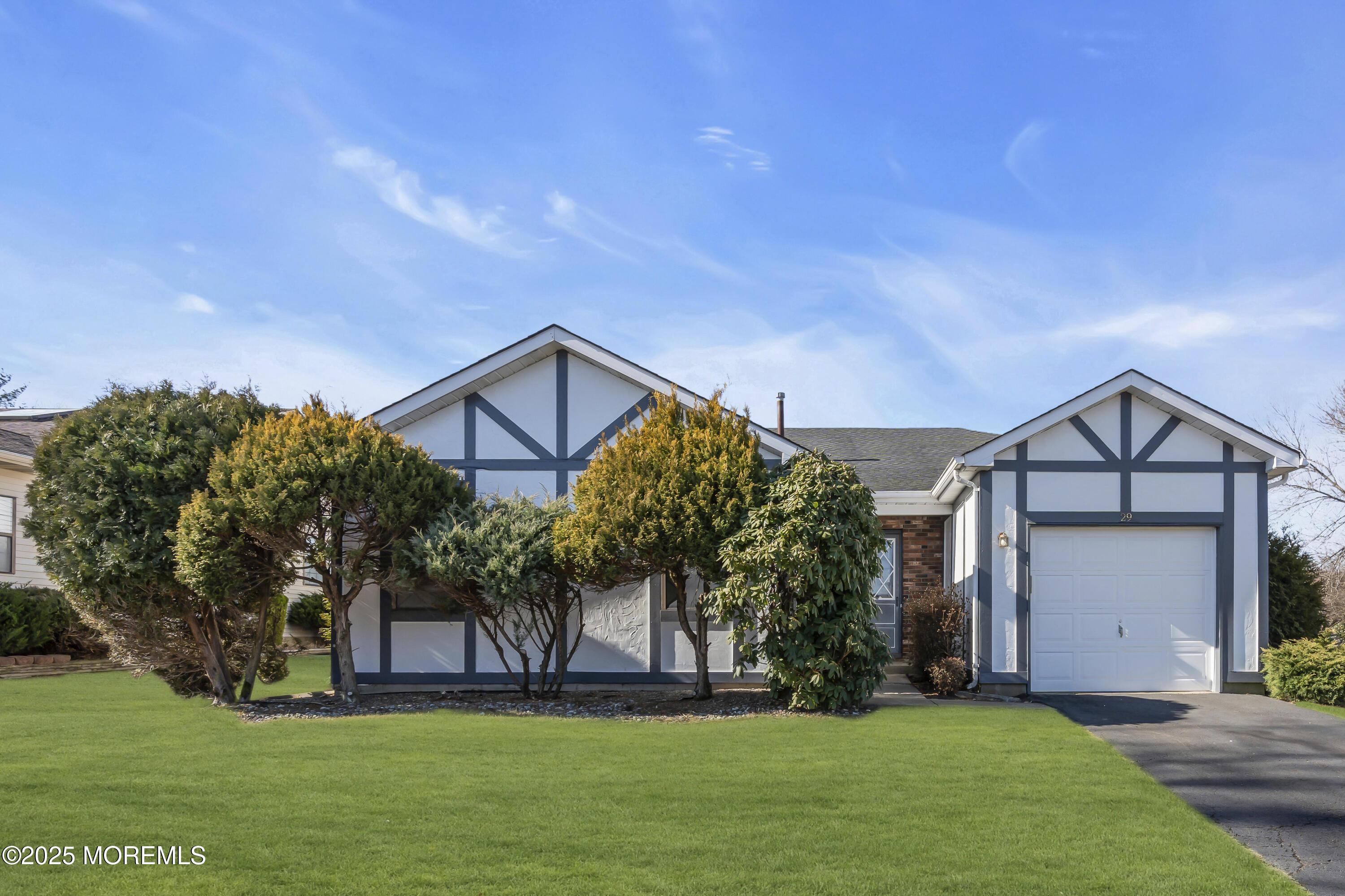 Coventry Ter, Marlboro, NJ 07746