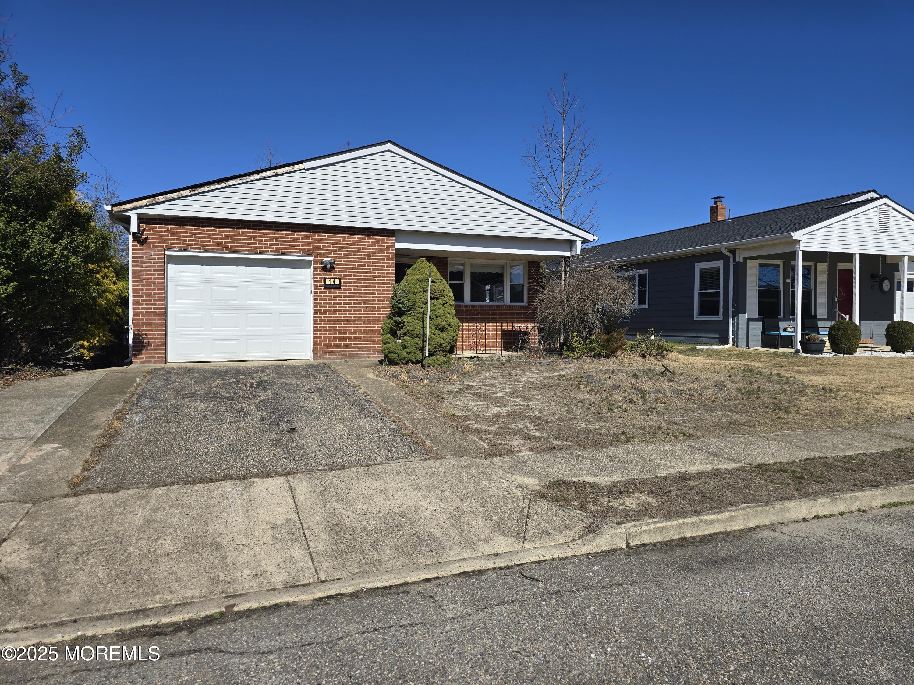 Banning Ct, Toms River, NJ 08757