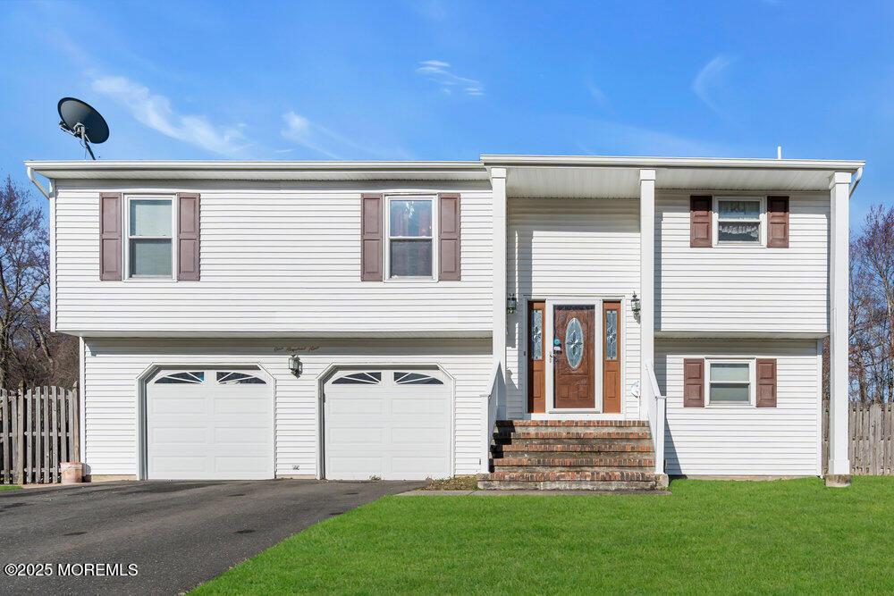Starlight Rd, Howell, NJ 07731