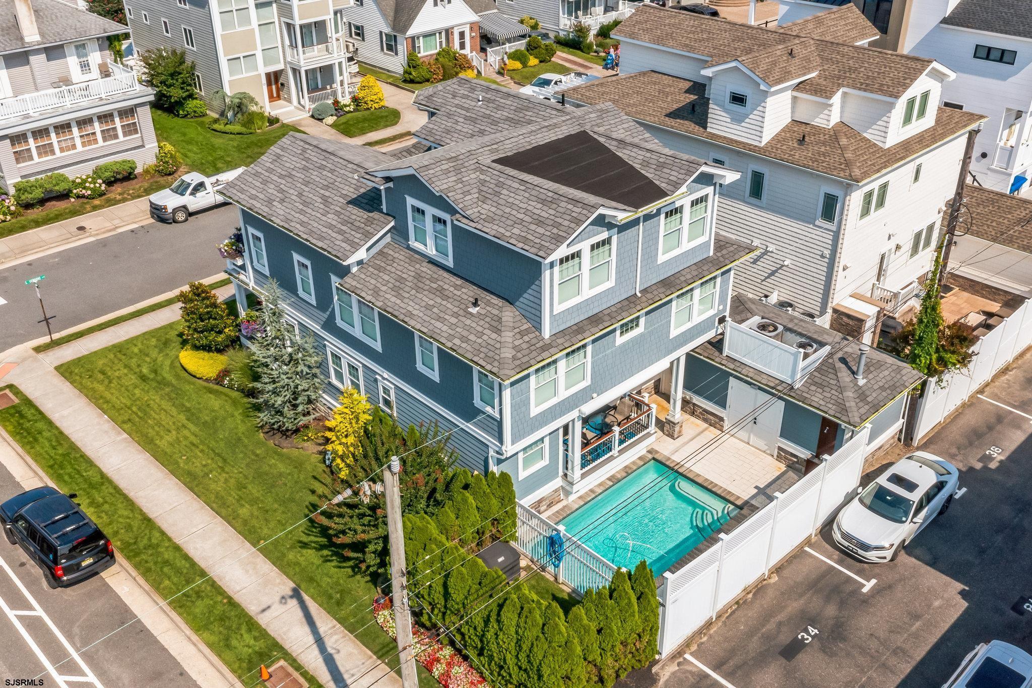 S Vendome Ave, Margate City, NJ 08402