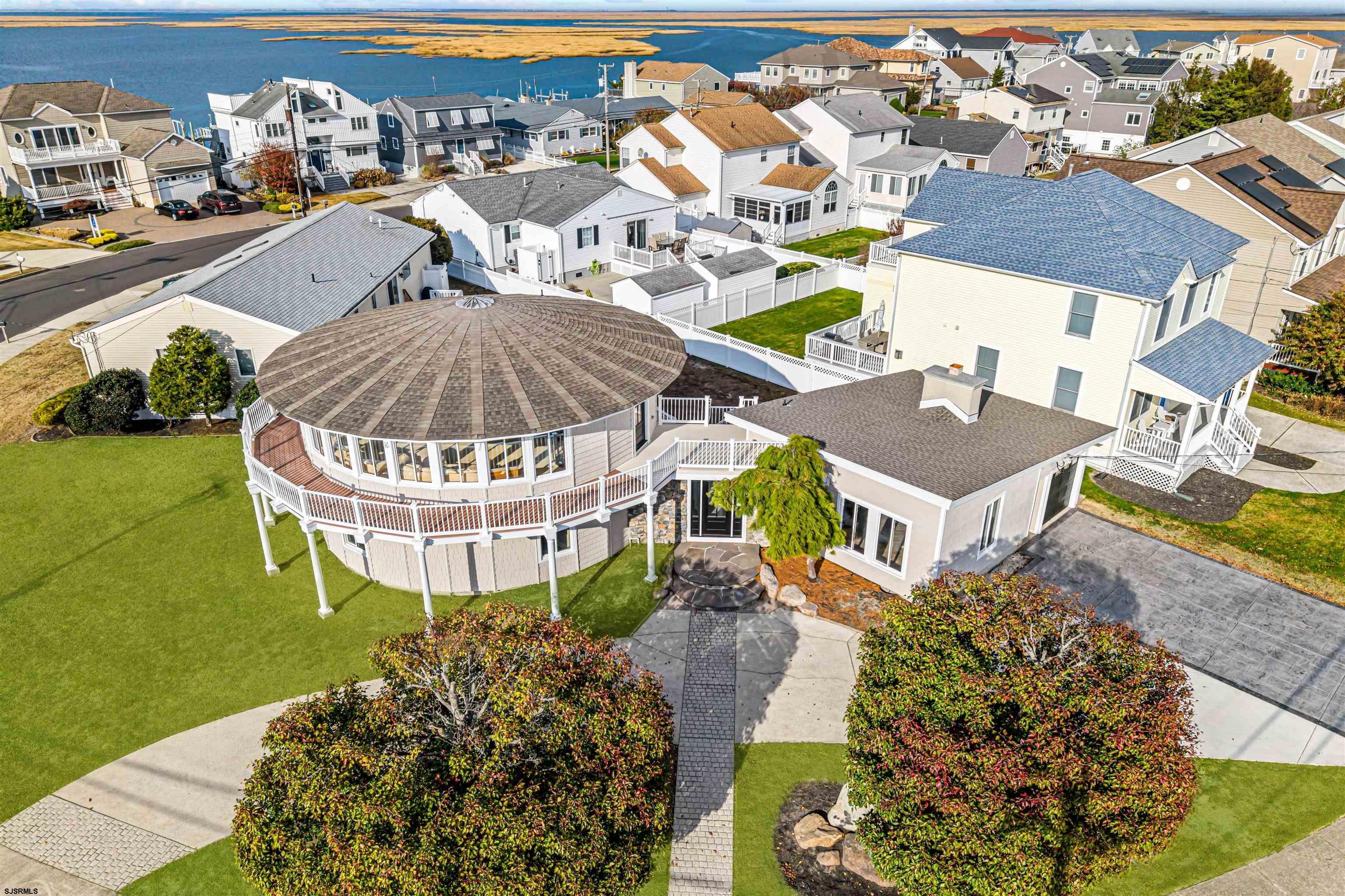 Travers Pl, Brigantine, NJ 08203