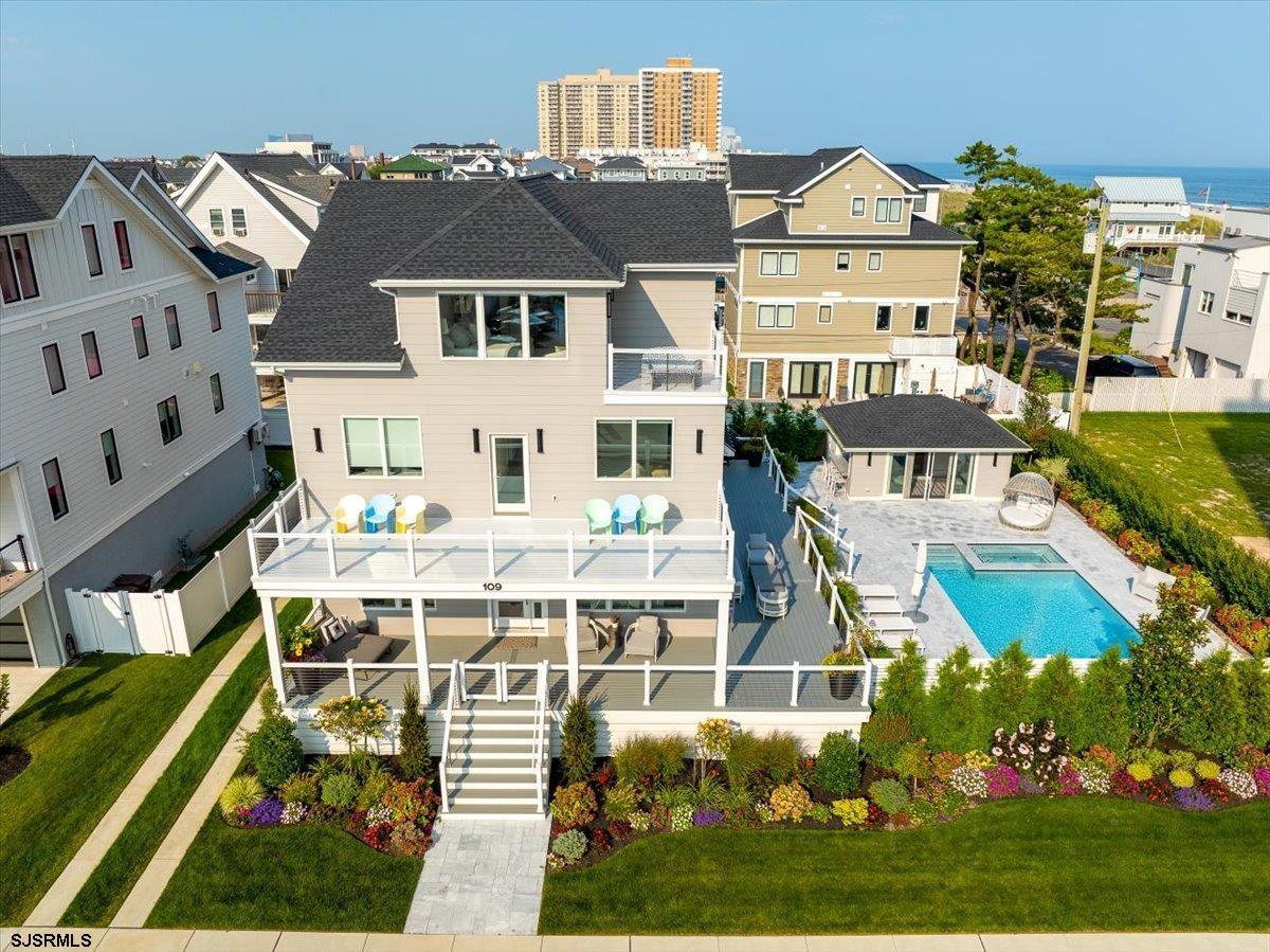 S Oxford Ave, Ventnor City, NJ 08406