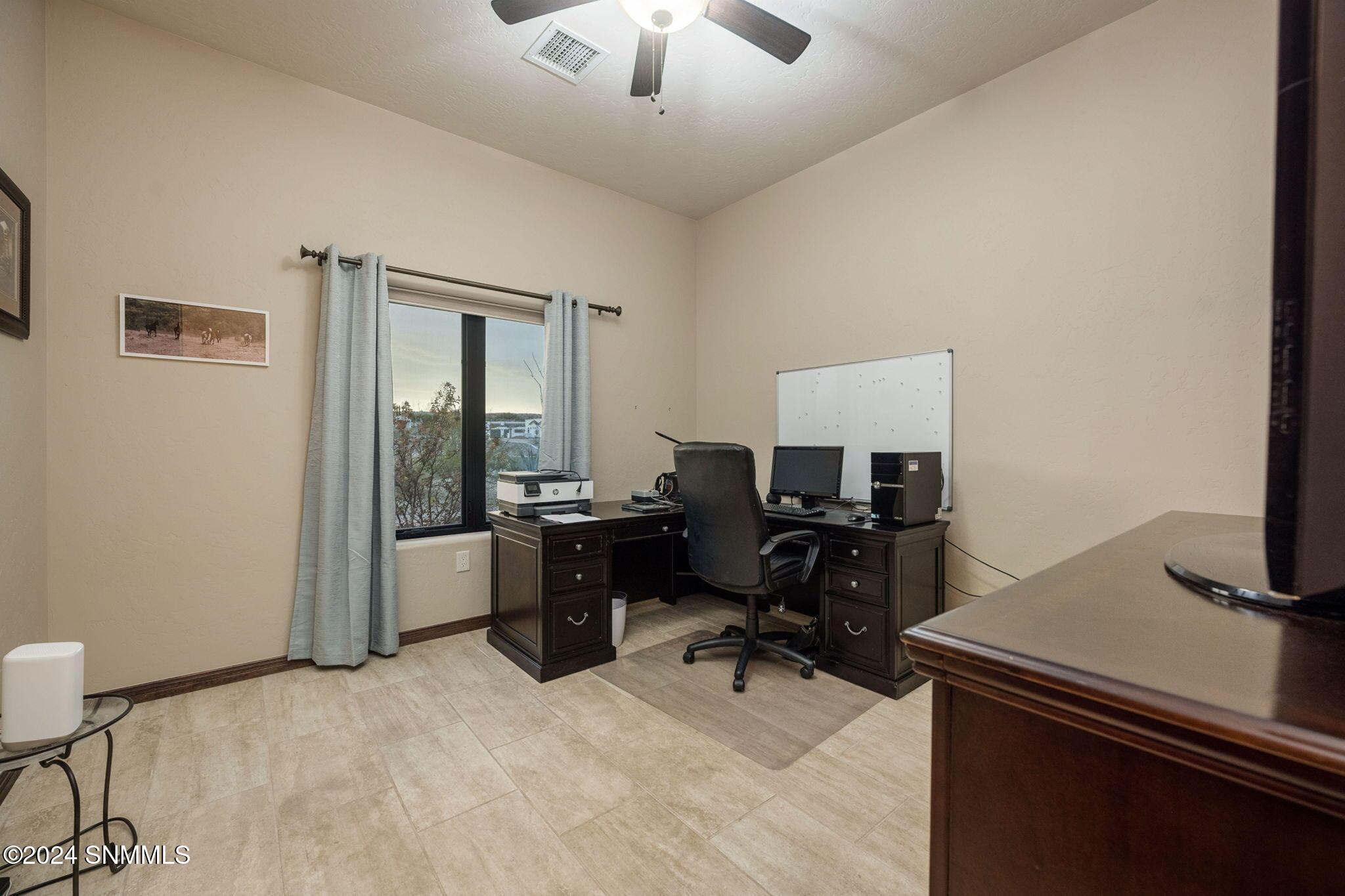 Titania Ct, Las Cruces, NM 88007