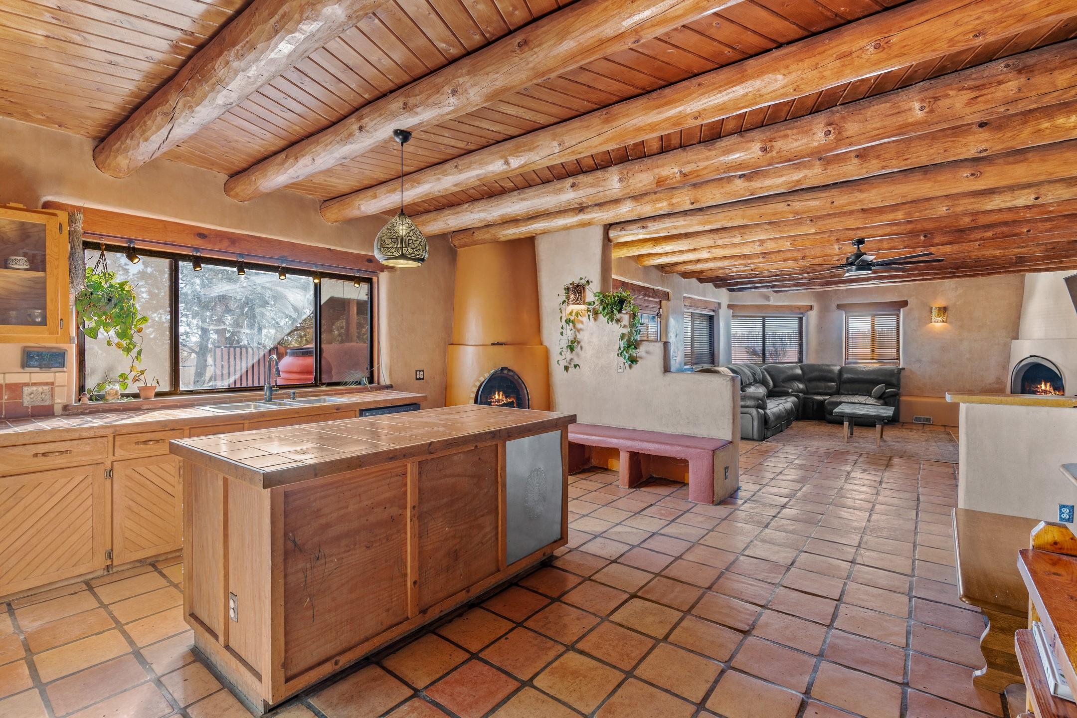 Las Estrellas, Santa Fe, NM 87507