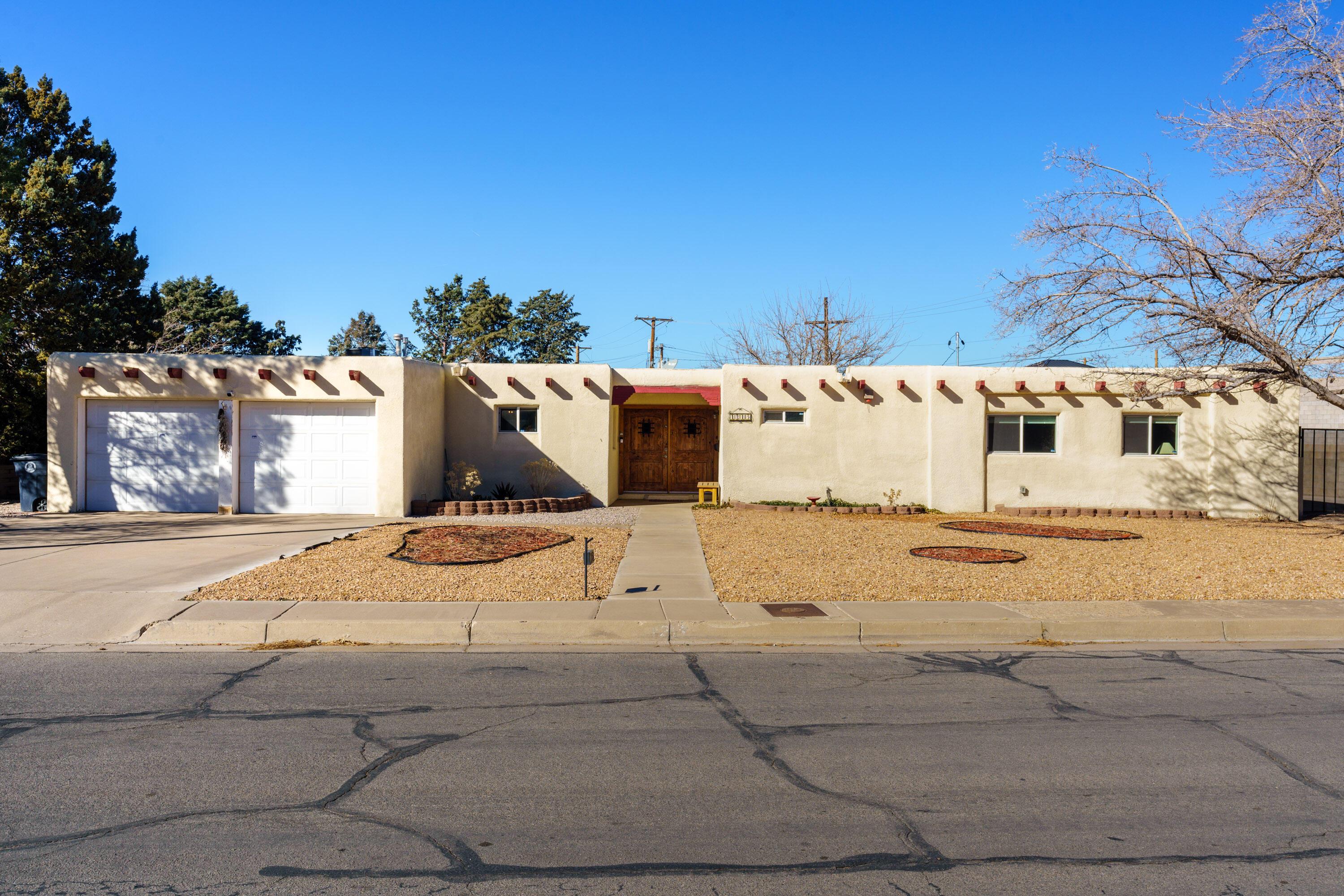 Dakota St Se, Albuquerque, NM 87108