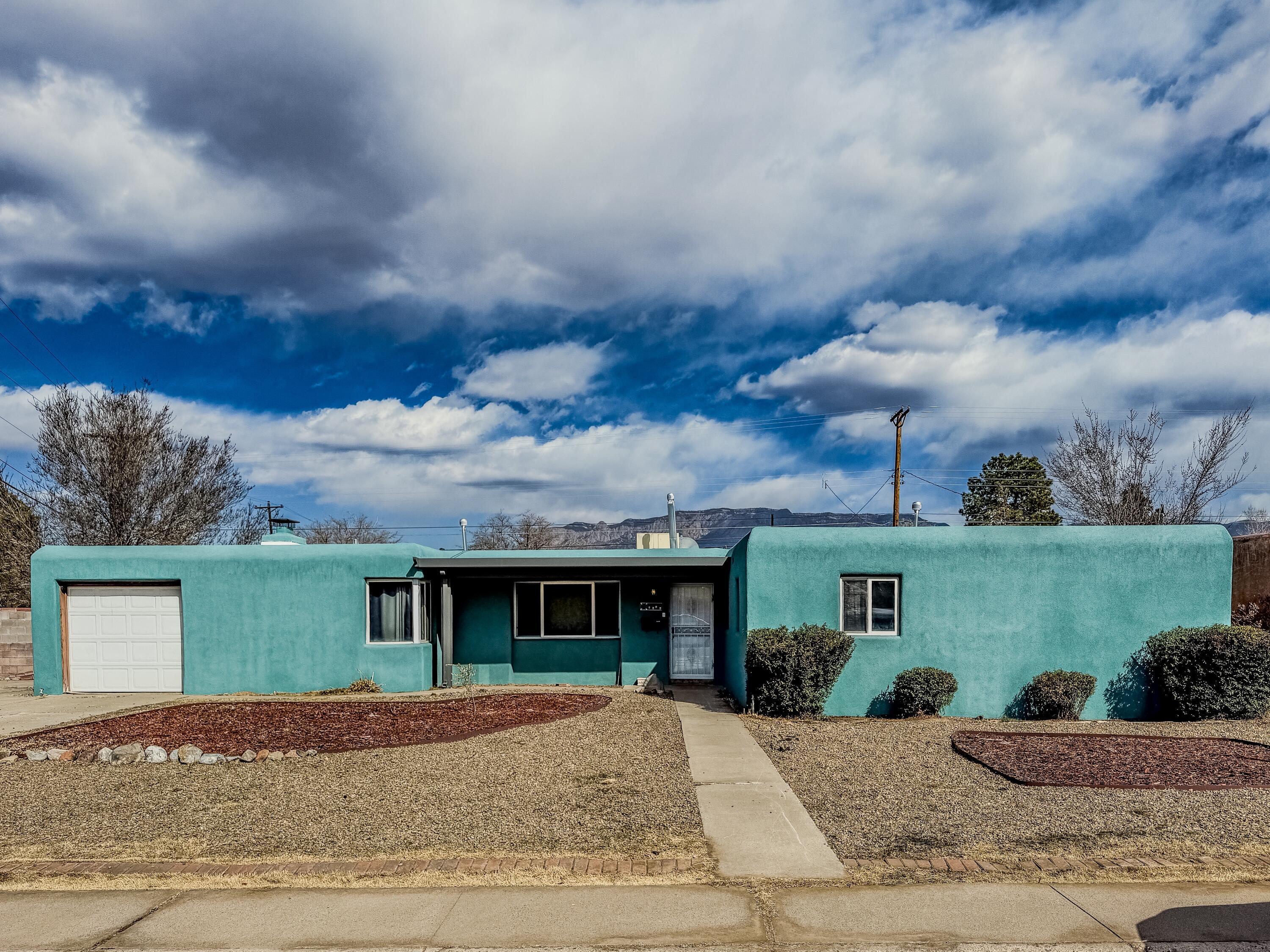 Kiowa Ave Ne, Albuquerque, NM 87110