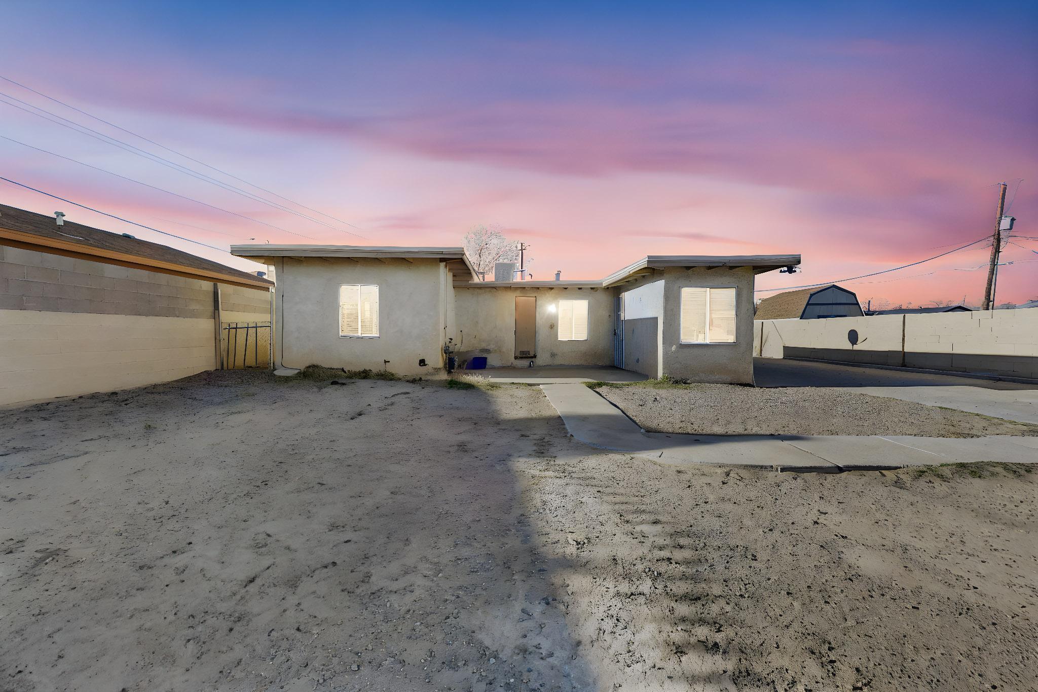 Bluewater Rd Nw, Albuquerque, NM 87105