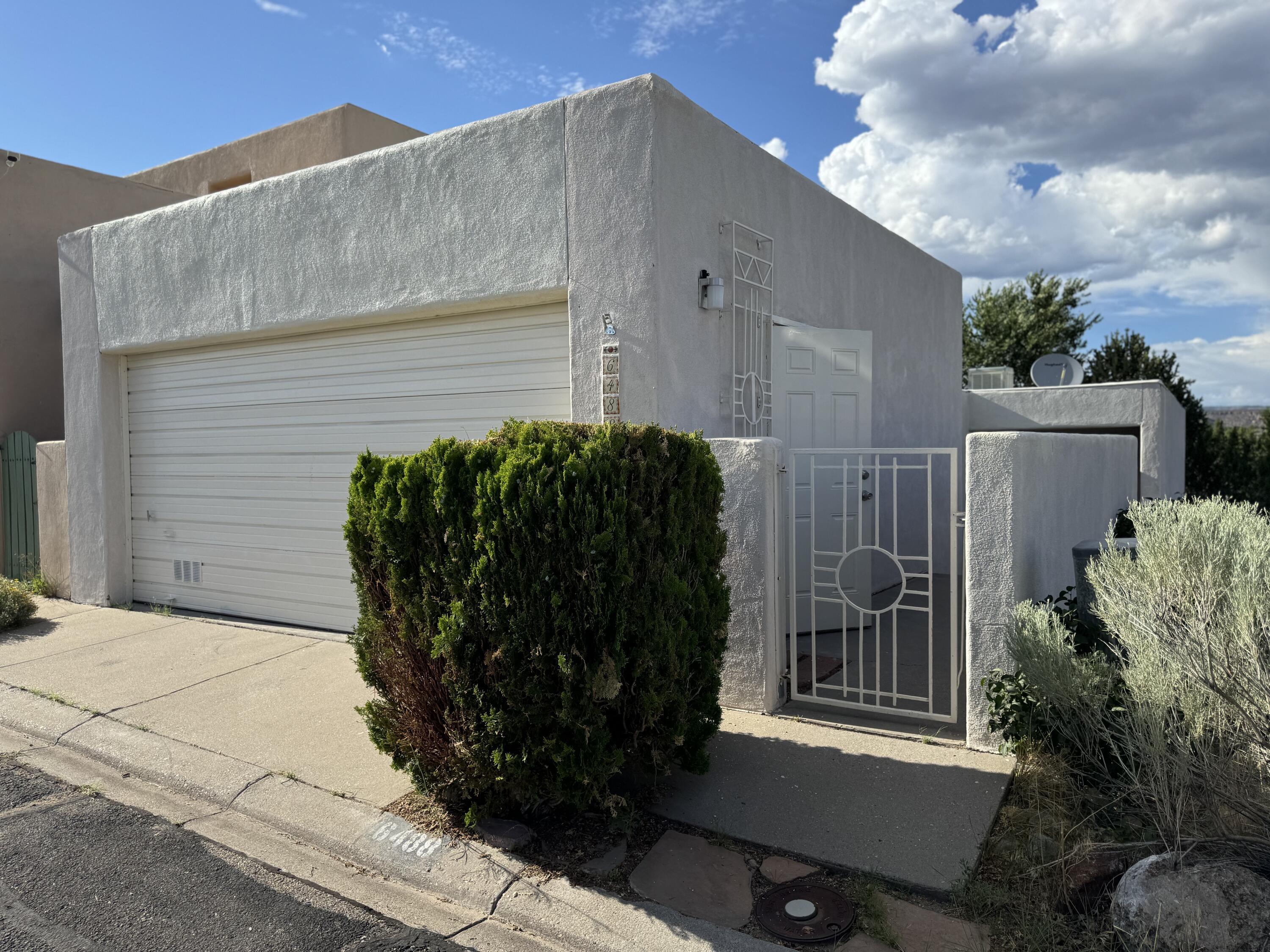 Tahawash St, Cochiti Lake, NM 87083