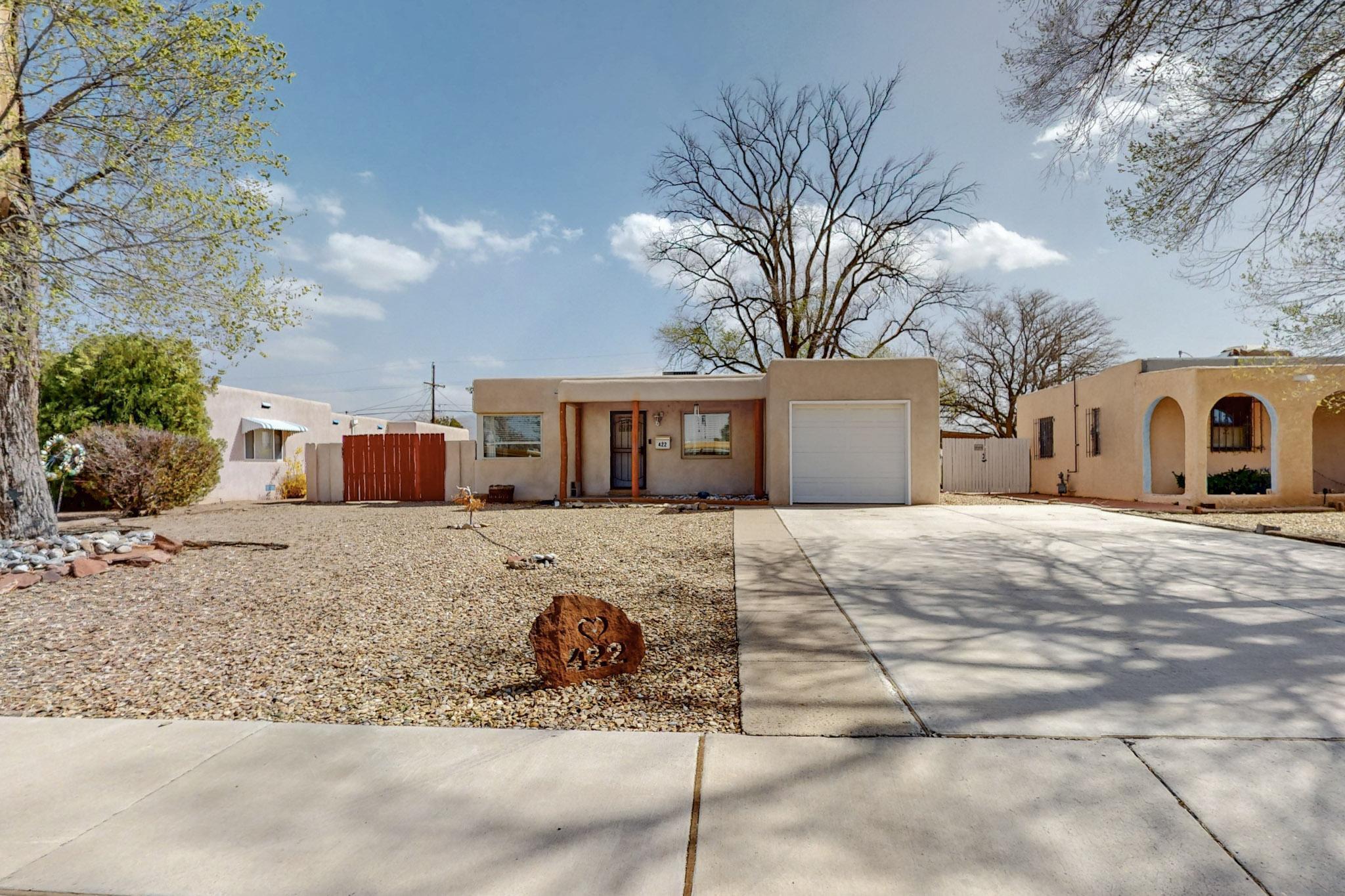 Espanola St Ne, Albuquerque, NM 87108