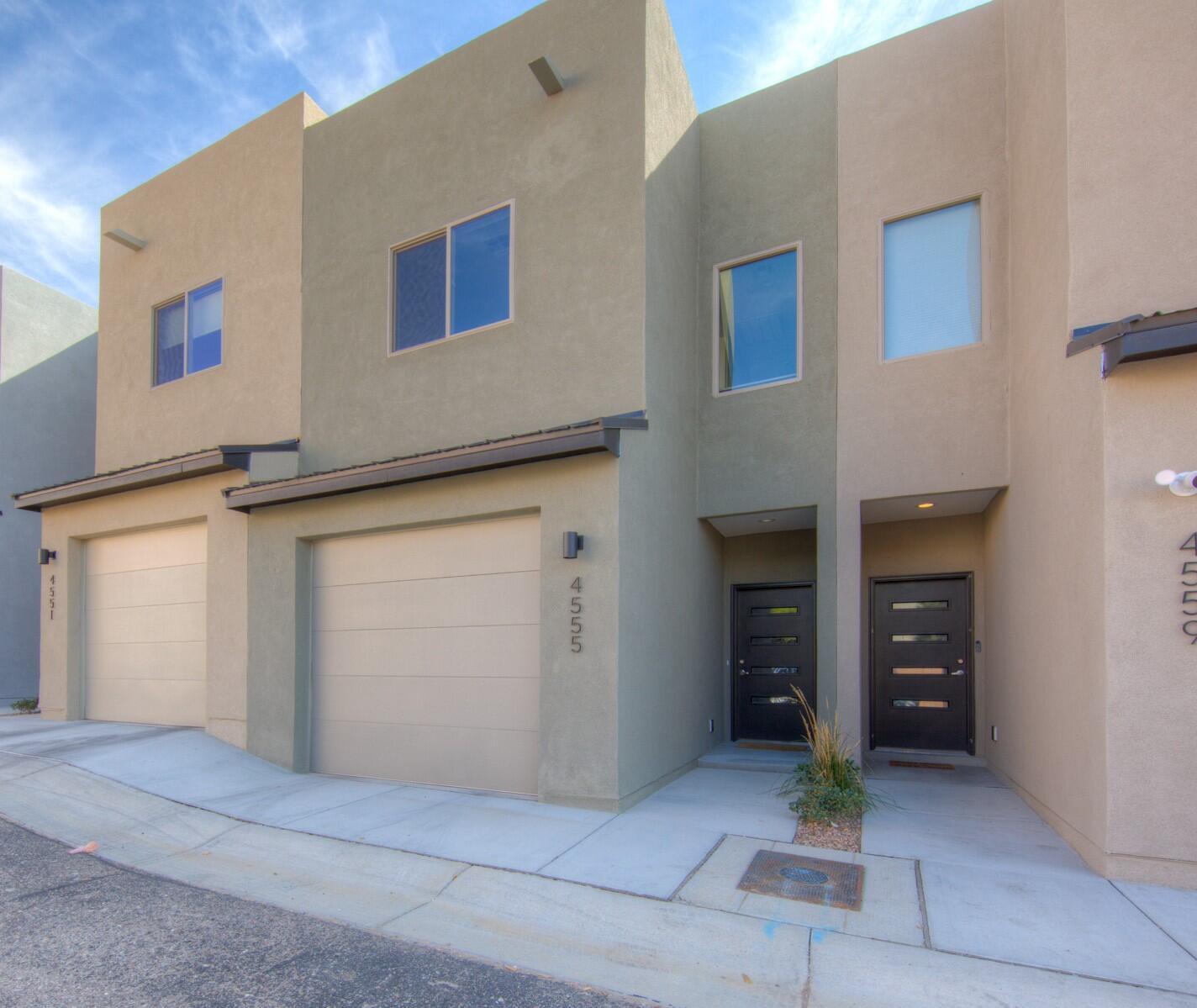 Villa Loma Ln Ne, Albuquerque, NM 87111