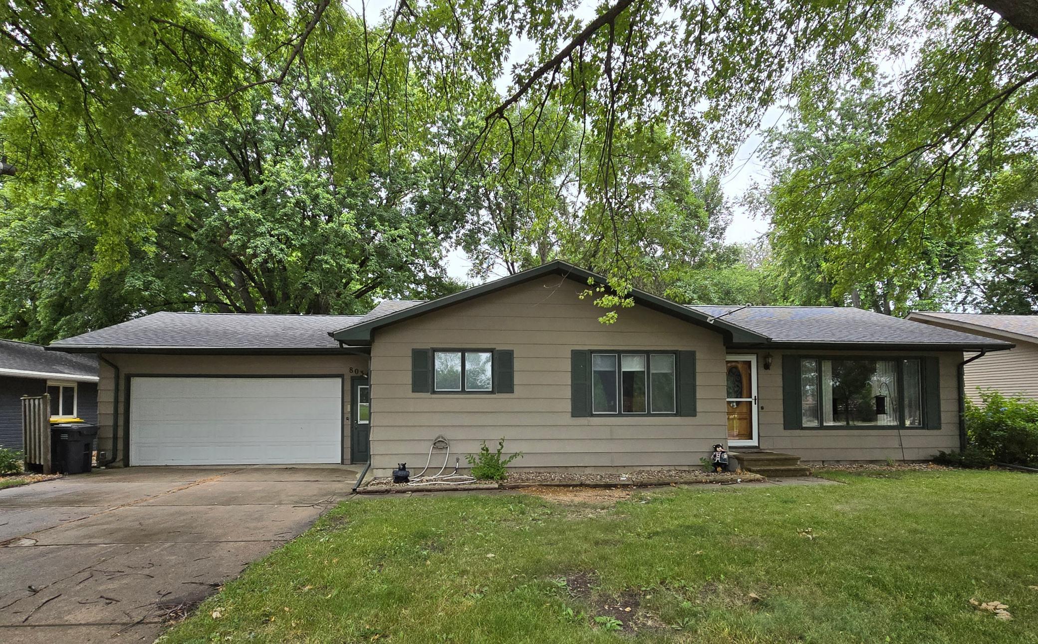 2nd Ave Se, Pipestone, MN 56164