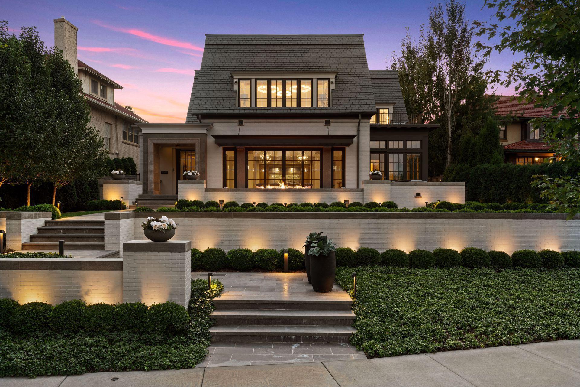 W Lake Of Isles Pkwy, Minneapolis, MN 55405