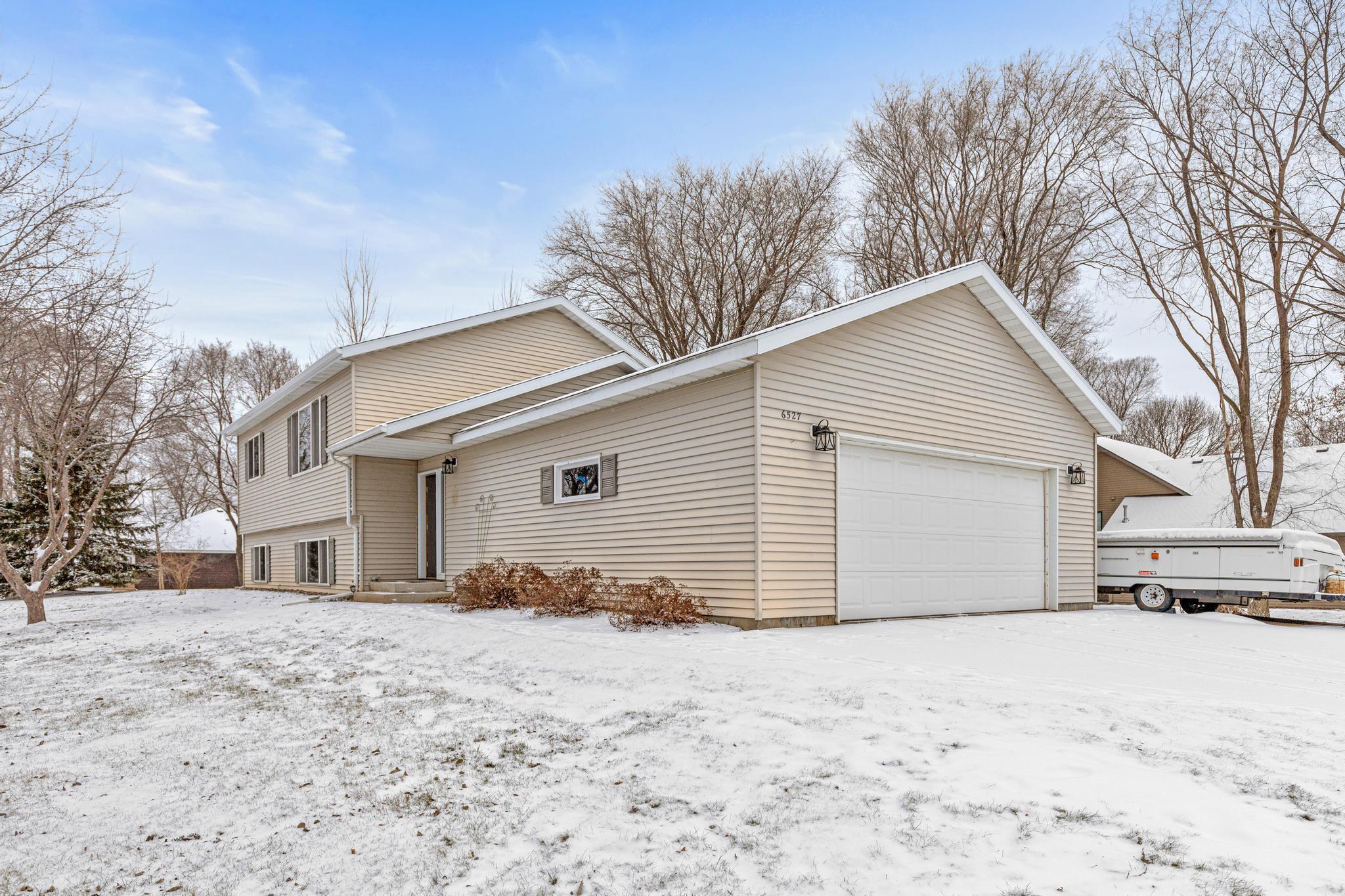 Laurel Rd, Saint Cloud, MN 56303