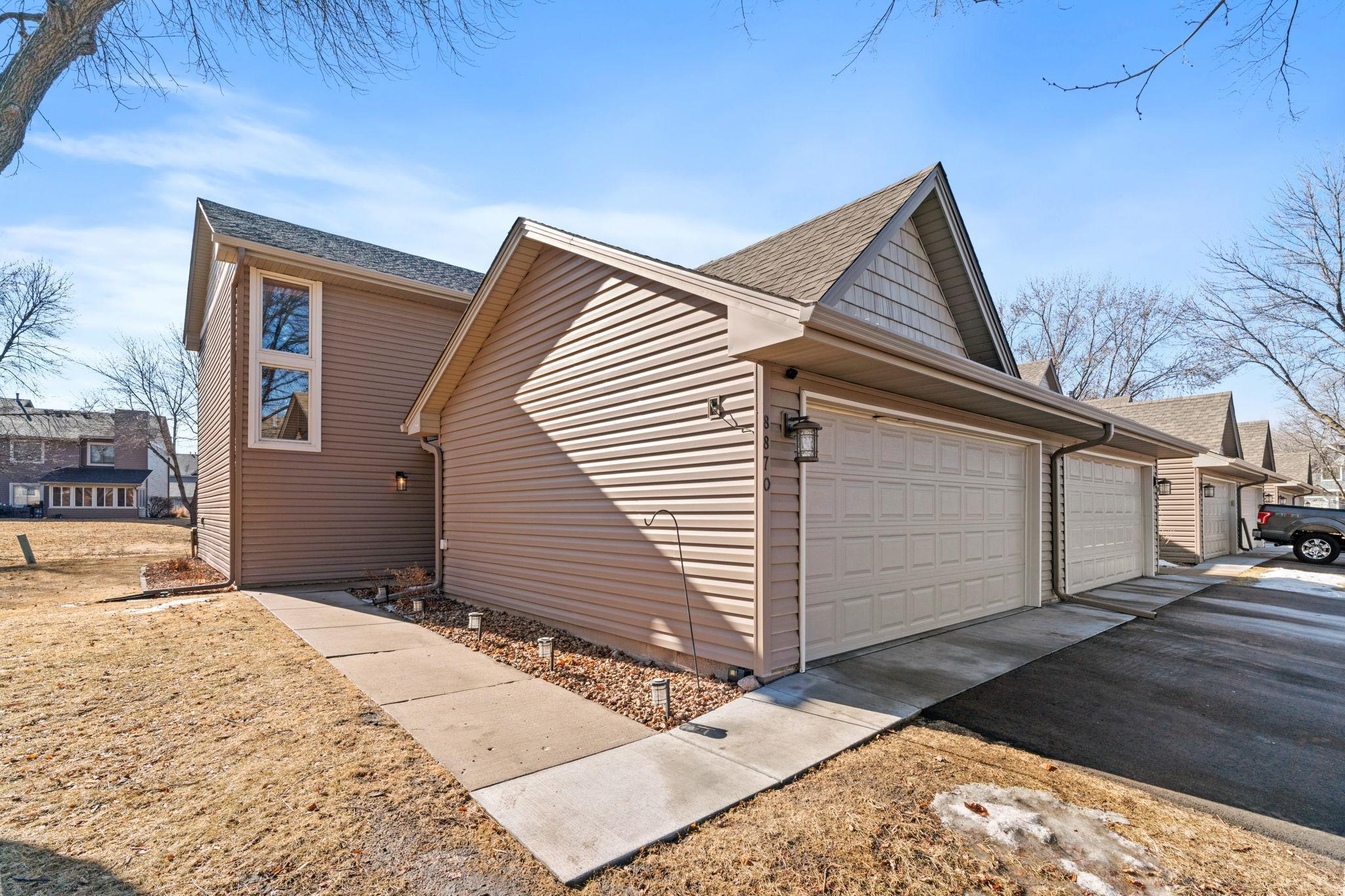 Cottonwood Ln N, Maple Grove, MN 55369