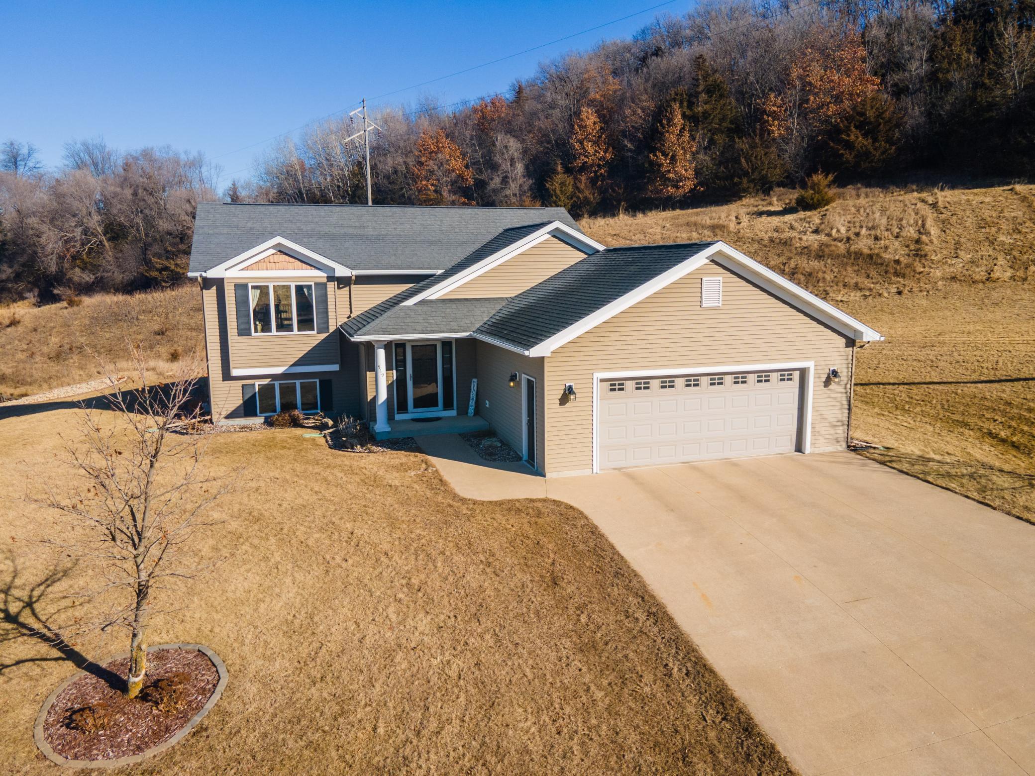 Northern Valley Ct, Saint Charles, MN 55972