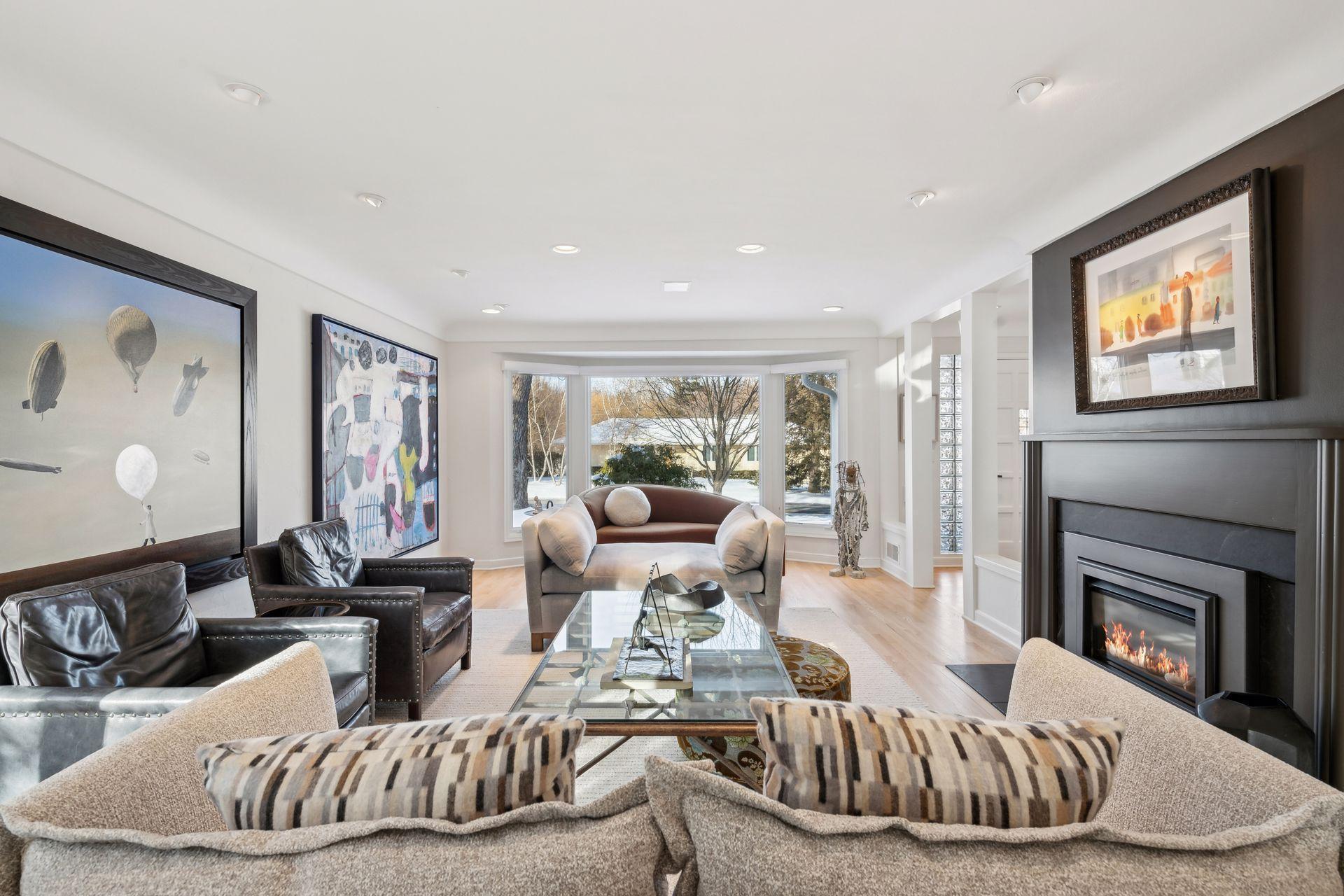 Parkview Ter, Minneapolis, MN 55416