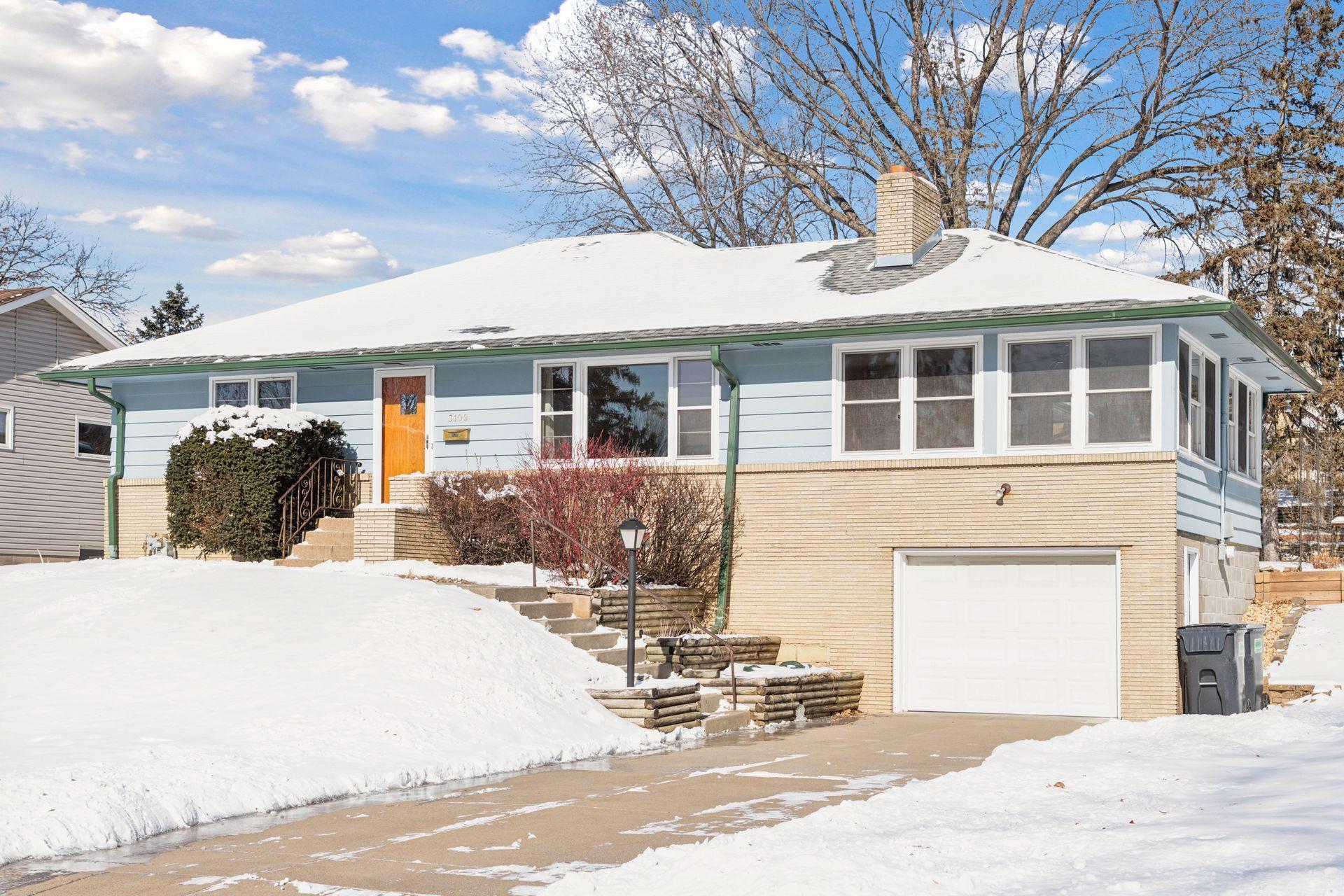 31st Ave Ne, Minneapolis, MN 55418