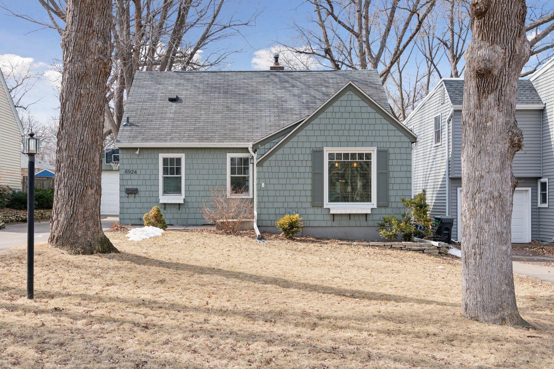 Logan Ave S, Minneapolis, MN 55423