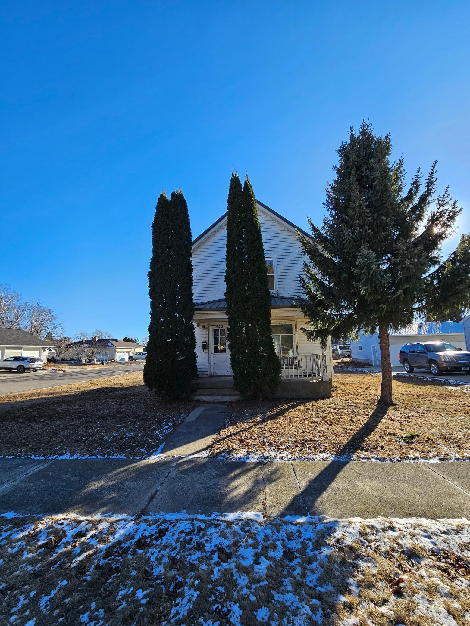E Jefferson St, Caledonia, MN 55921