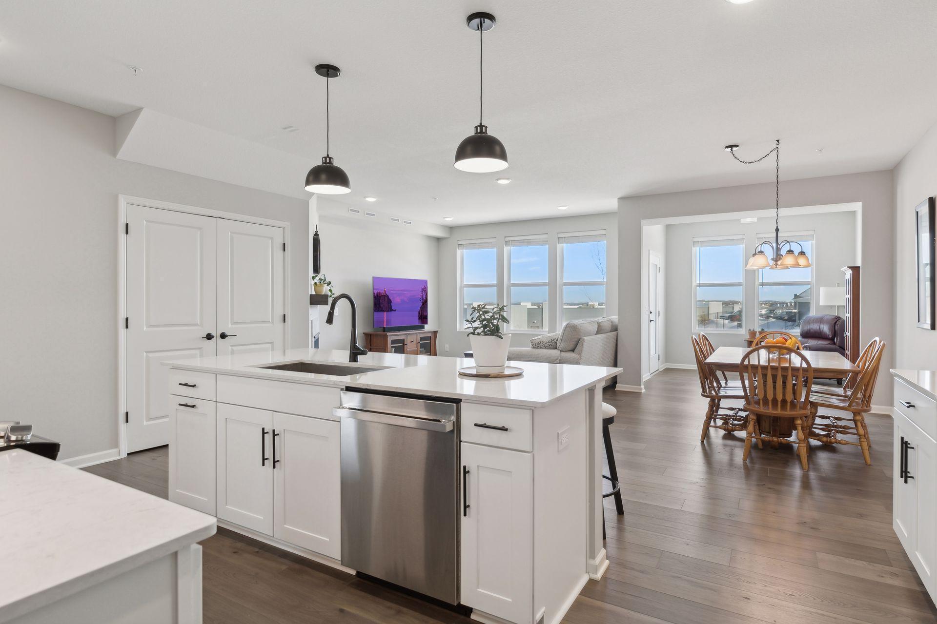 Junco Rd N, Lake Elmo, MN 55042