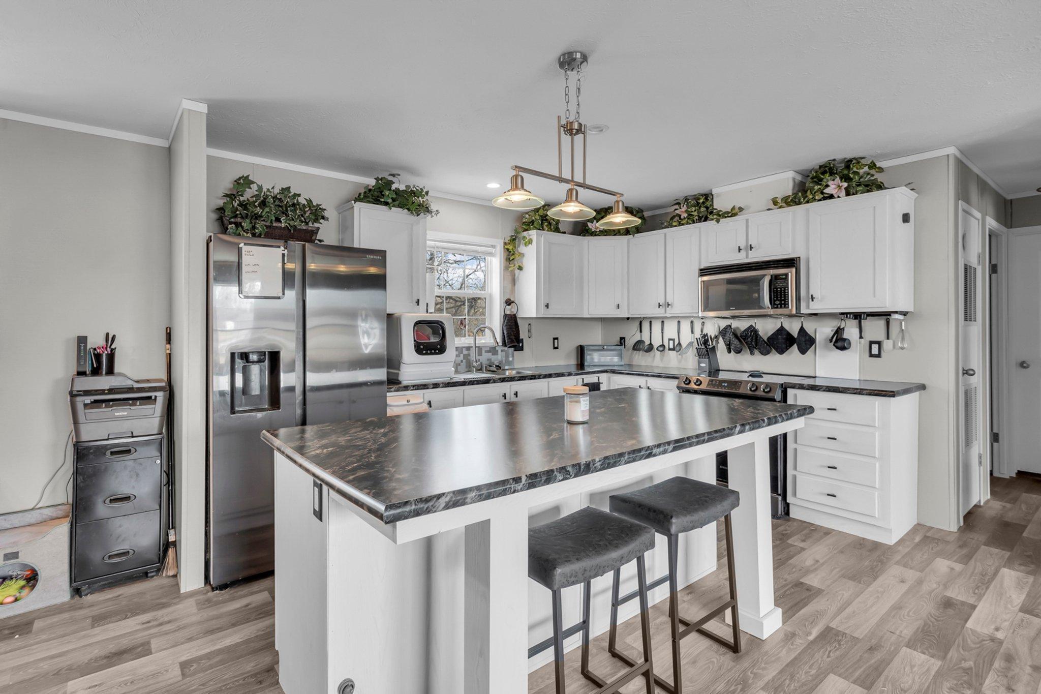 Forest Blvd, Wyoming, MN 55092