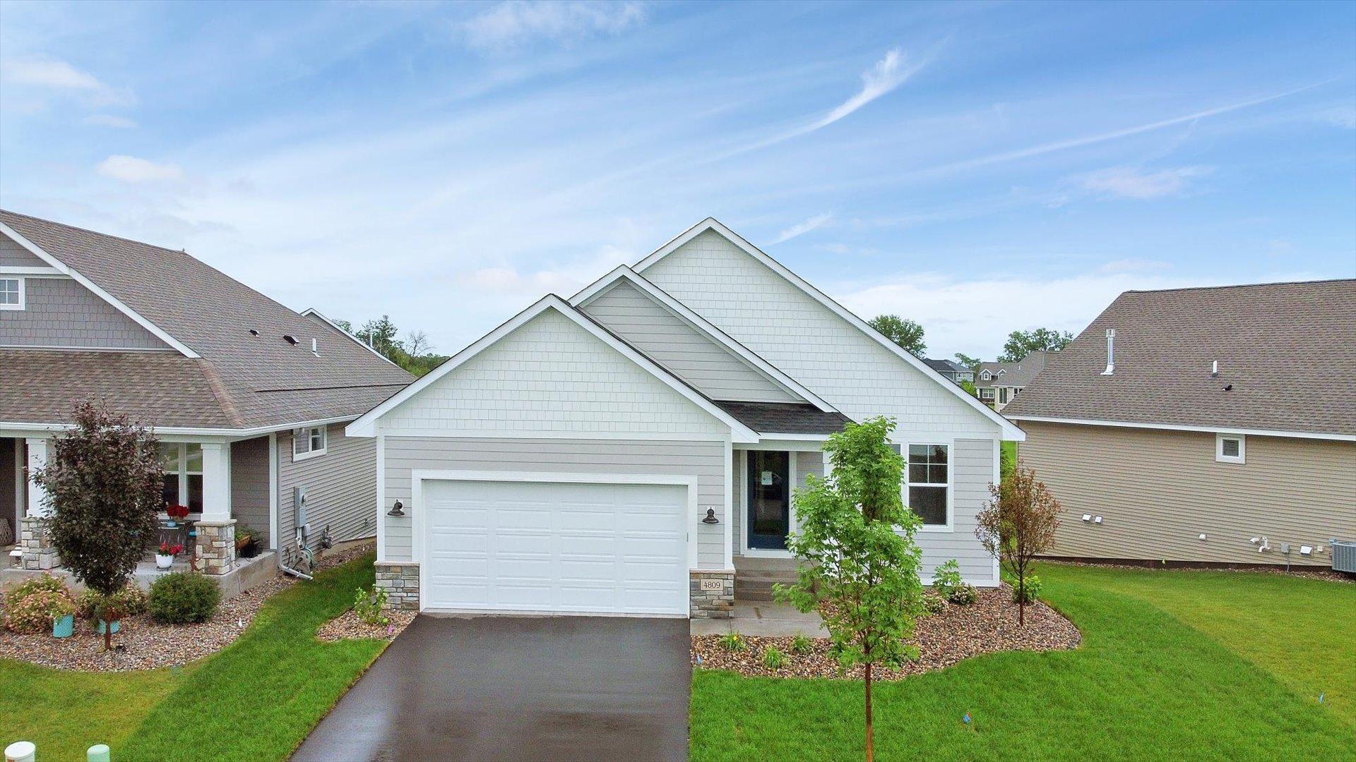 127th Cir Ne, Minneapolis, MN 55449