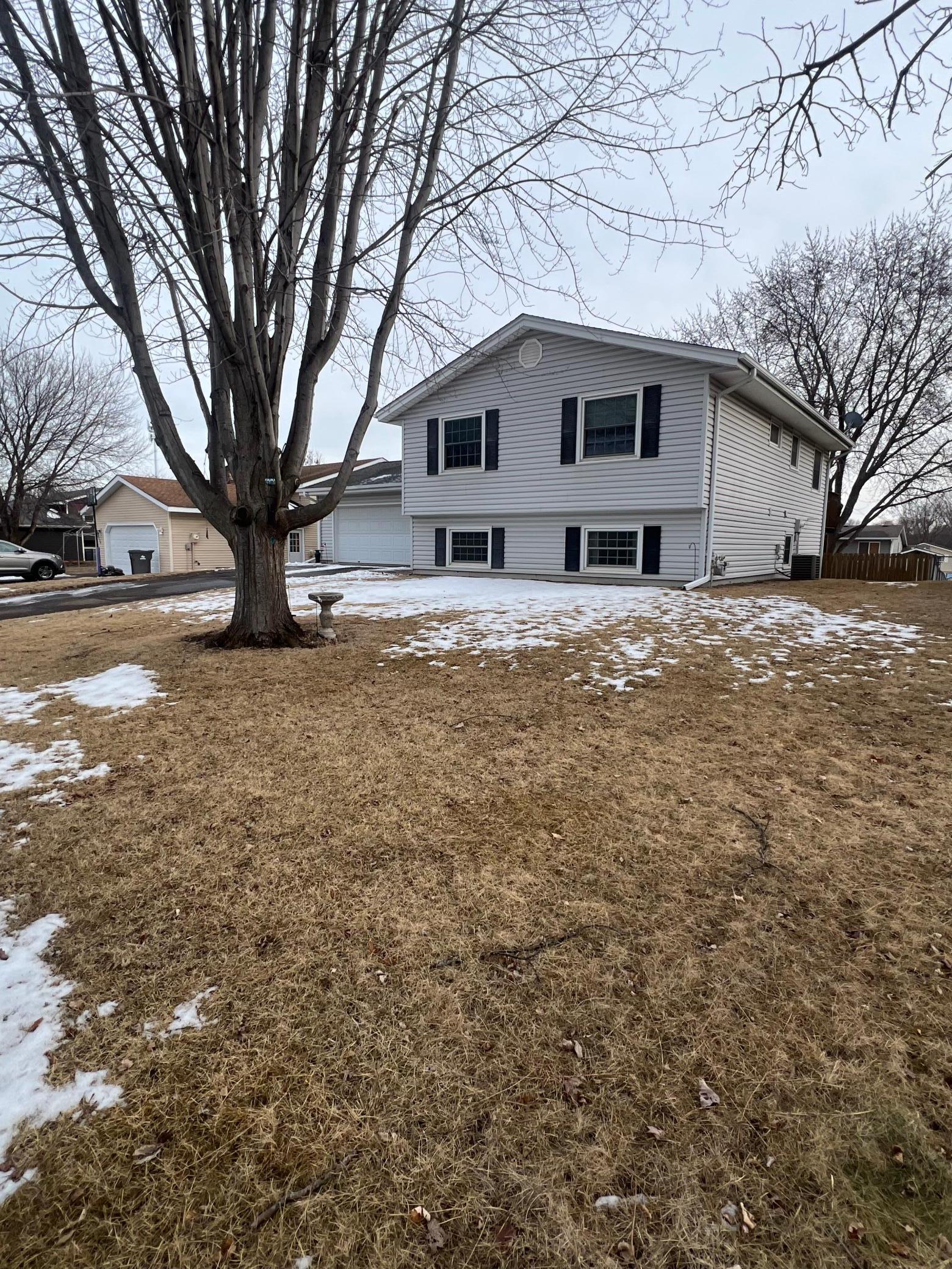 W 137th St, Savage, MN 55378
