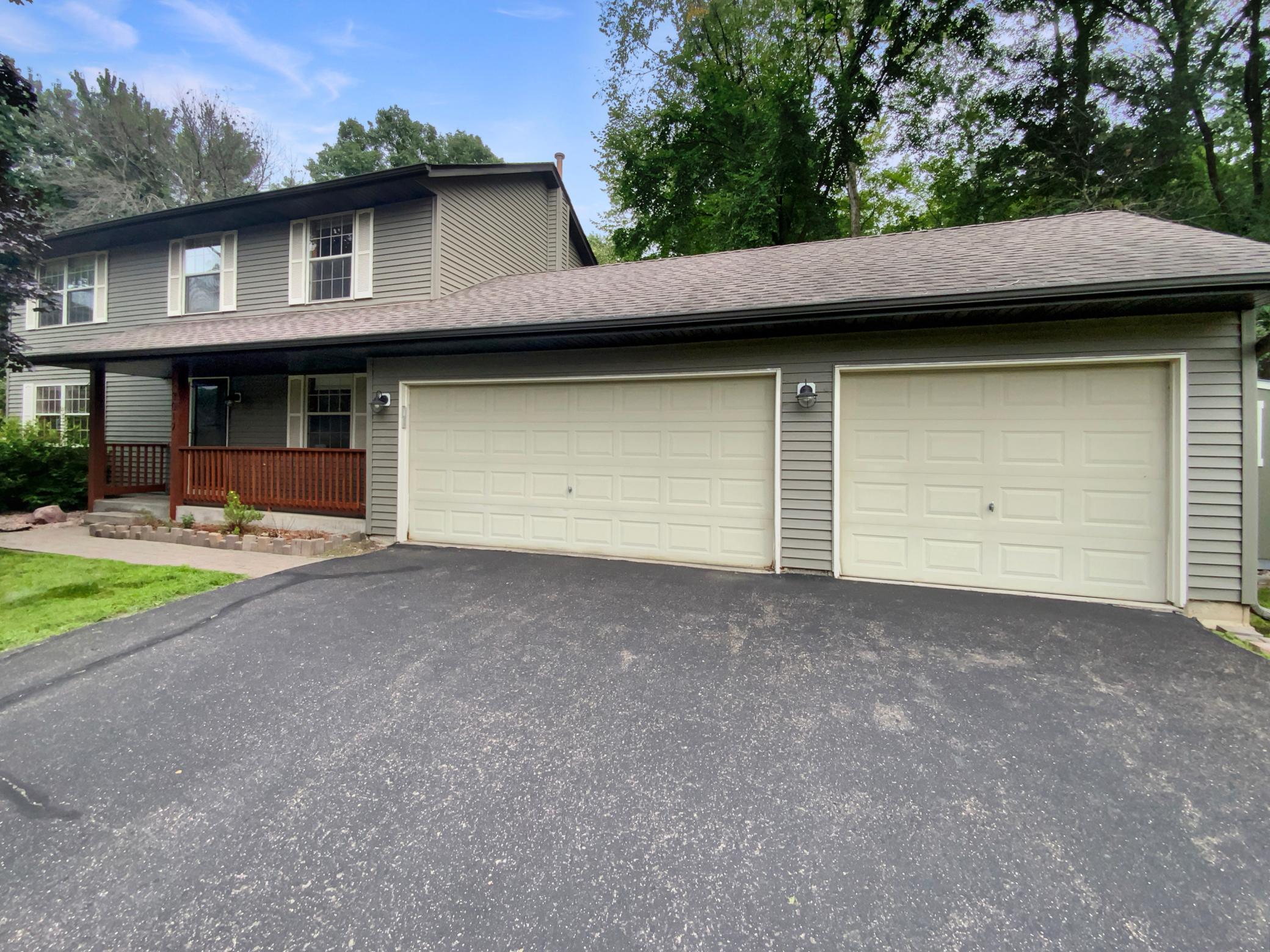 Rainier Ct, Burnsville, MN 55337