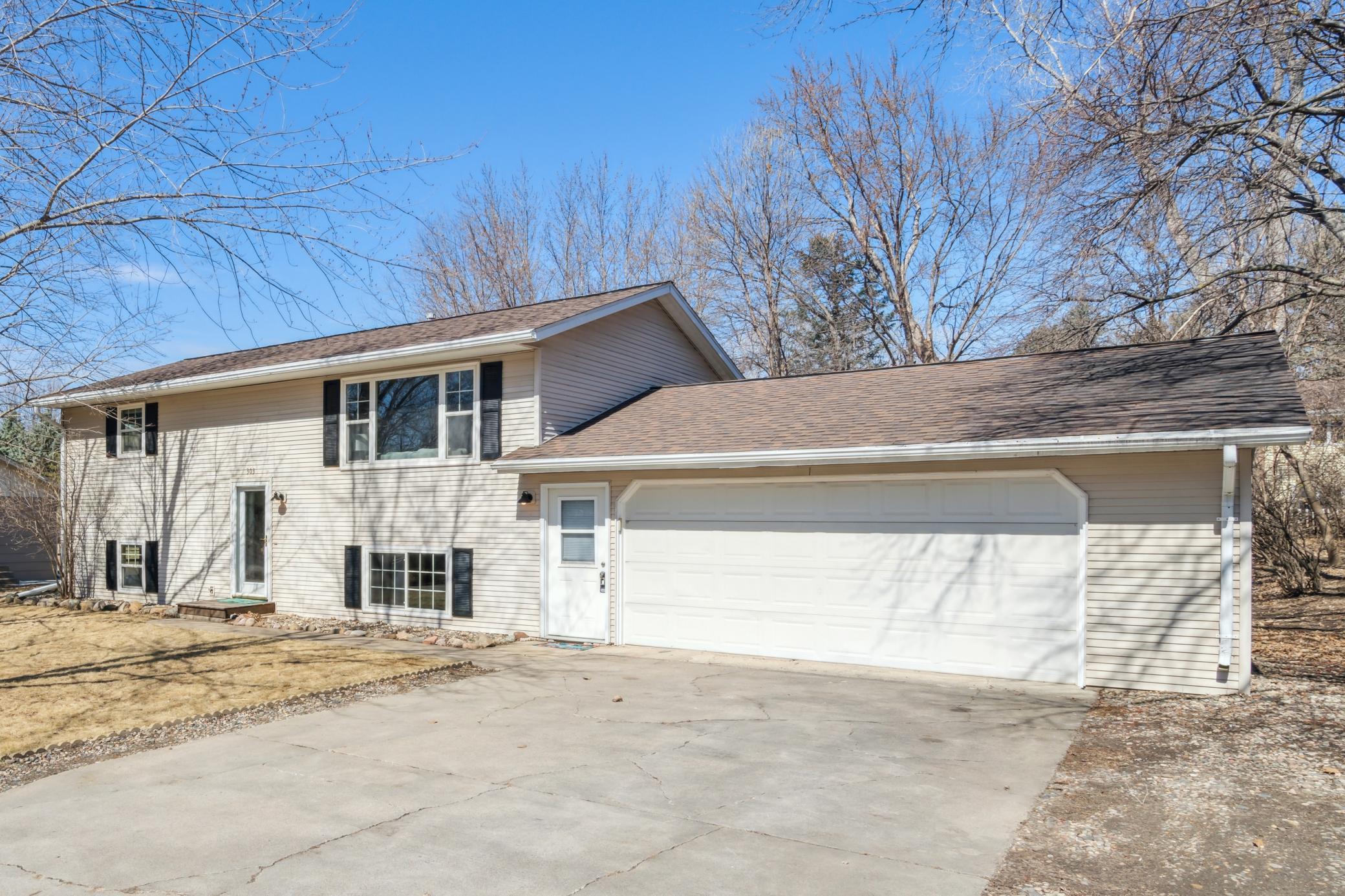 Sigrid Dr, Buffalo, MN 55313