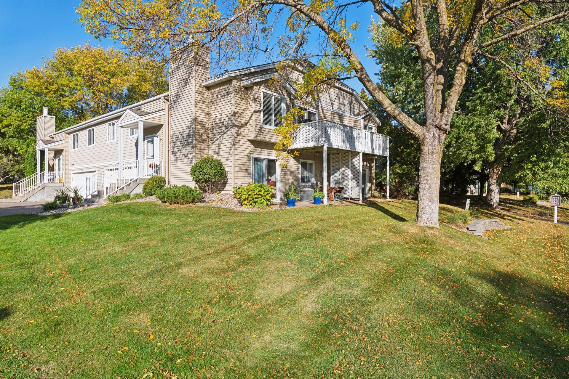 Pompano Dr, Hopkins, MN 55343