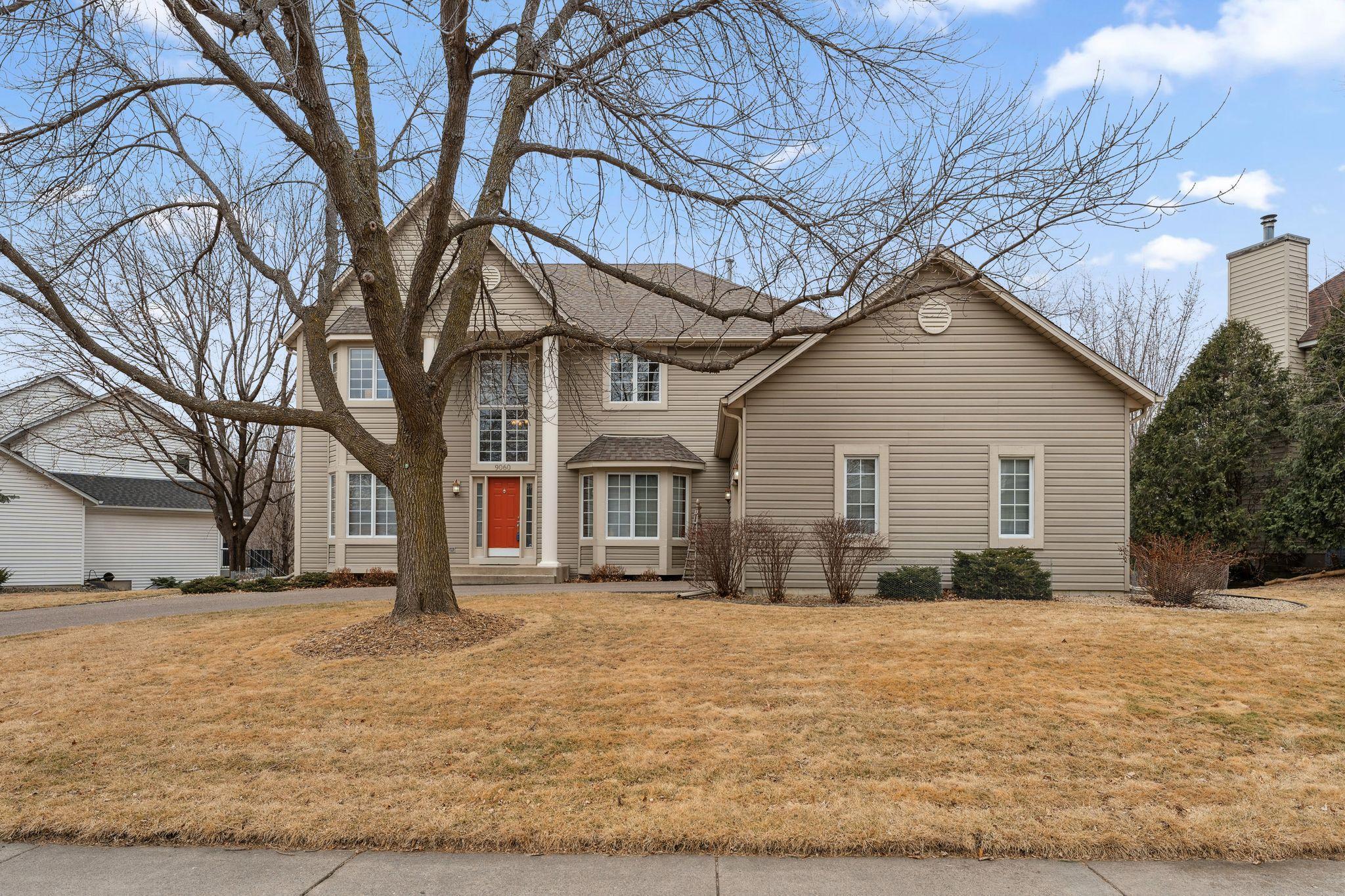 Douglas Dr, Eden Prairie, MN 55347