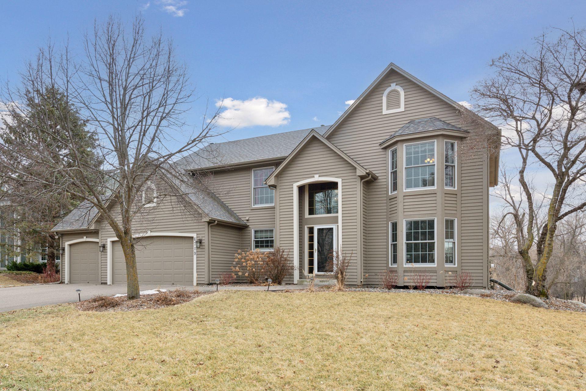Mulberry Cir, Chanhassen, MN 55317
