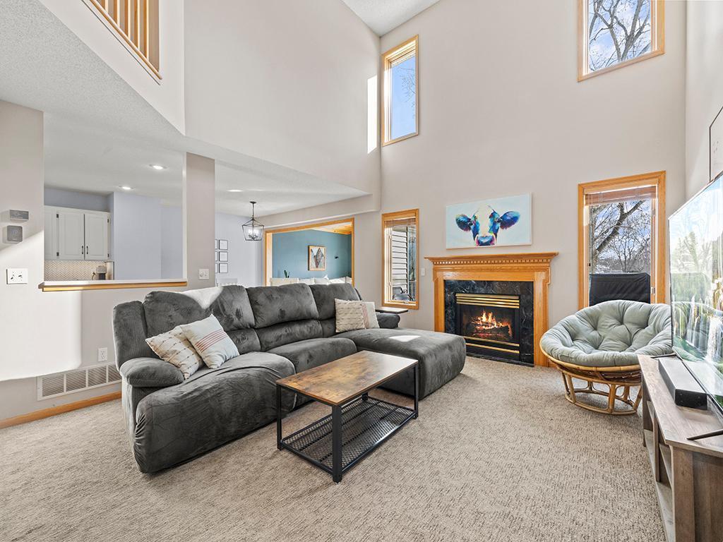 Sanibel Dr, Hopkins, MN 55343