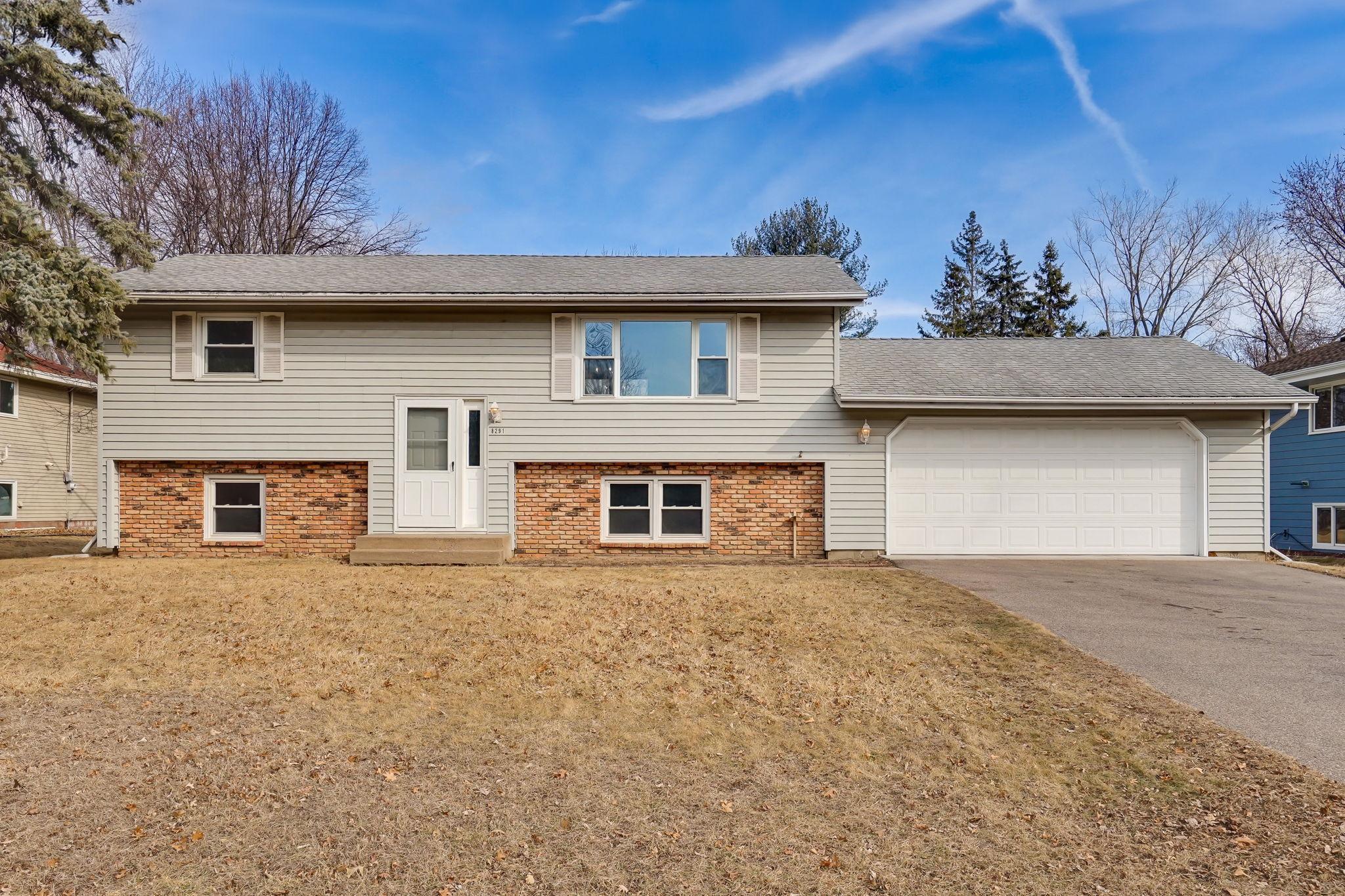 Sunnyside Rd, Saint Paul, MN 55112