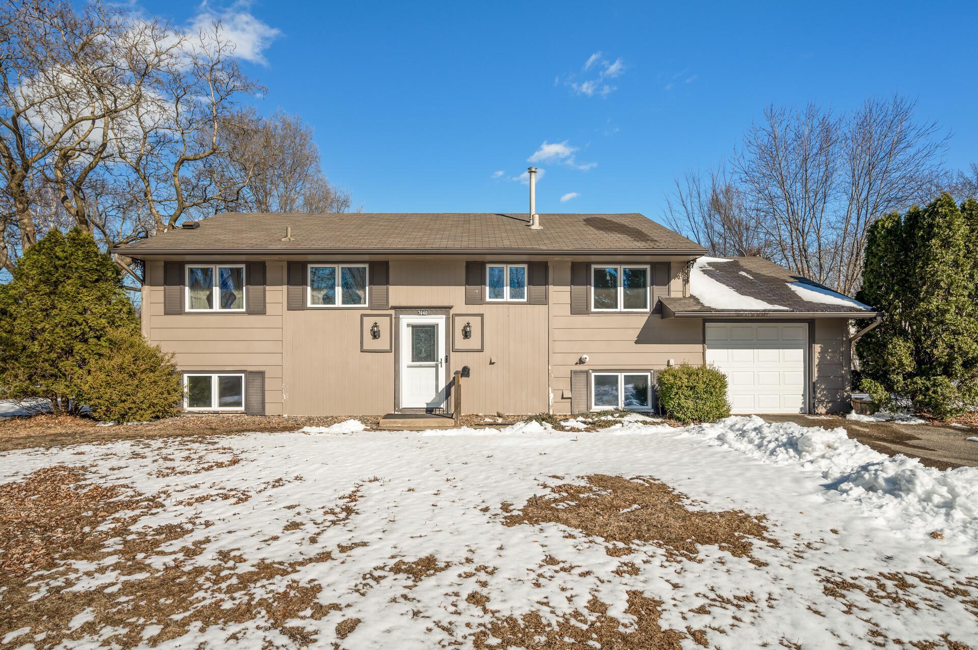 Sugarloaf Trl, Minneapolis, MN 55444