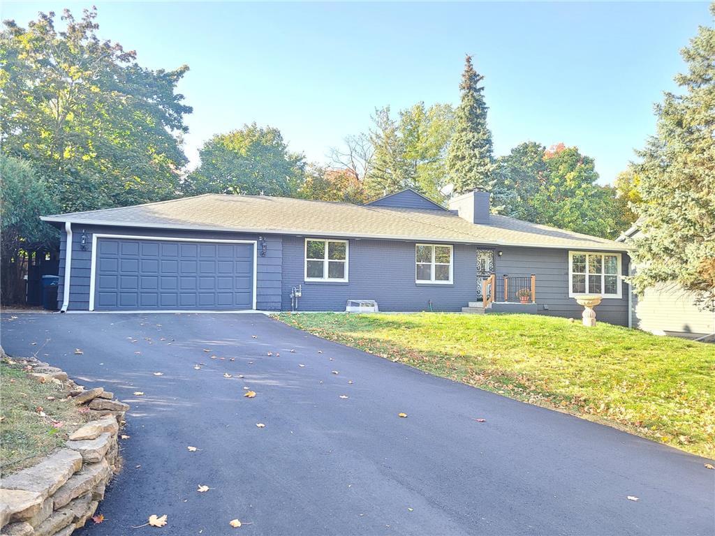 Hazelmoor Pl, Minnetonka, MN 55345